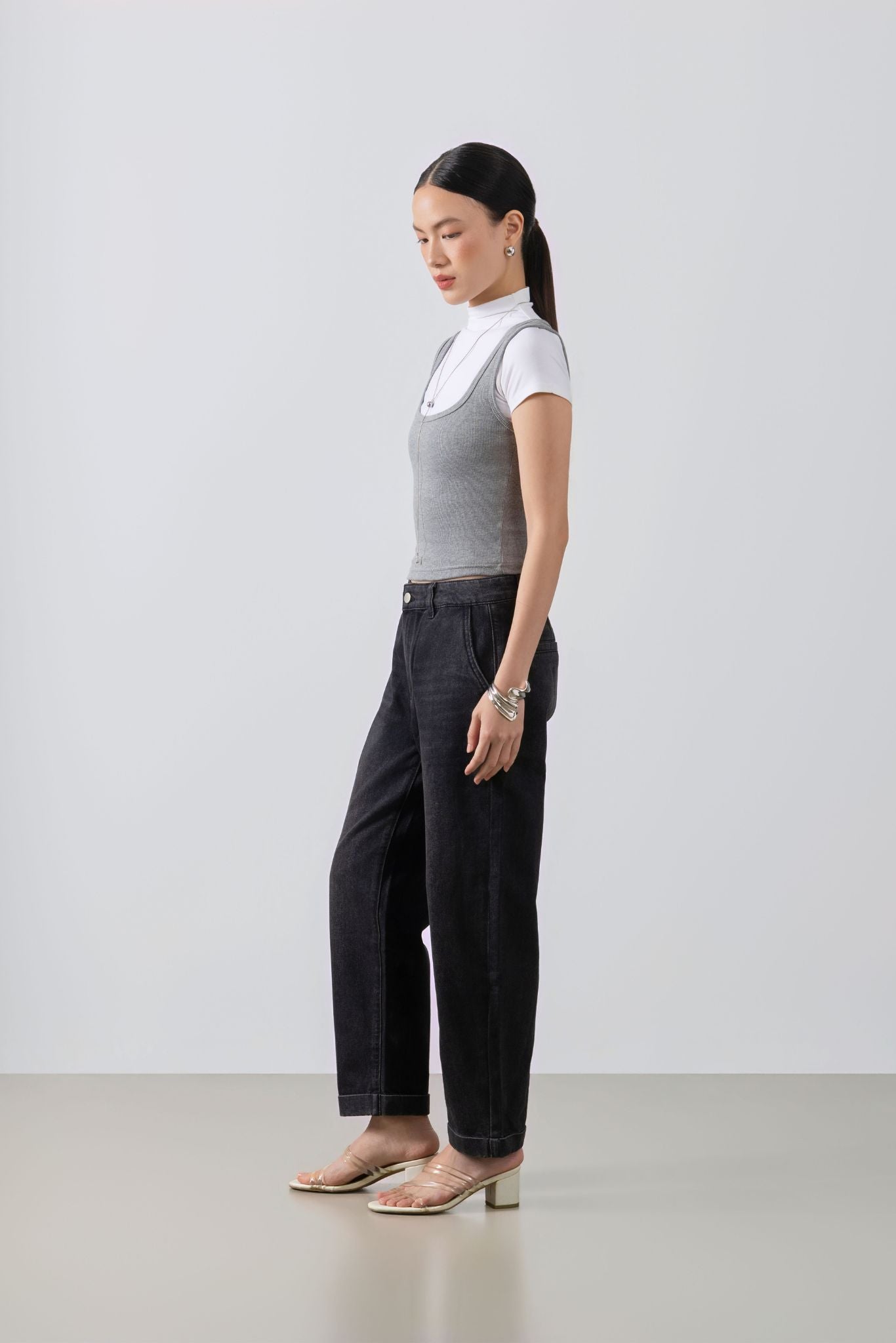 Elara Jeans - Premium Modern Denim