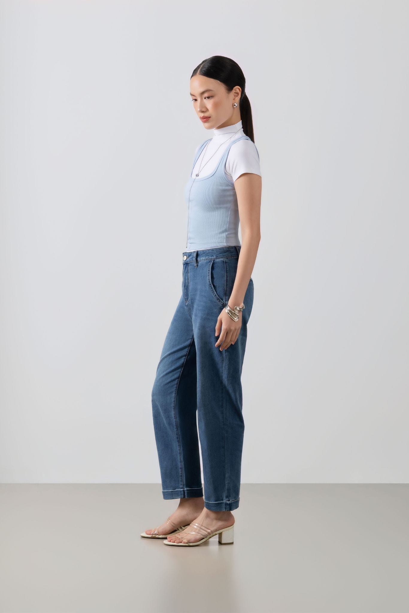 Elara Jeans - Premium Modern Denim