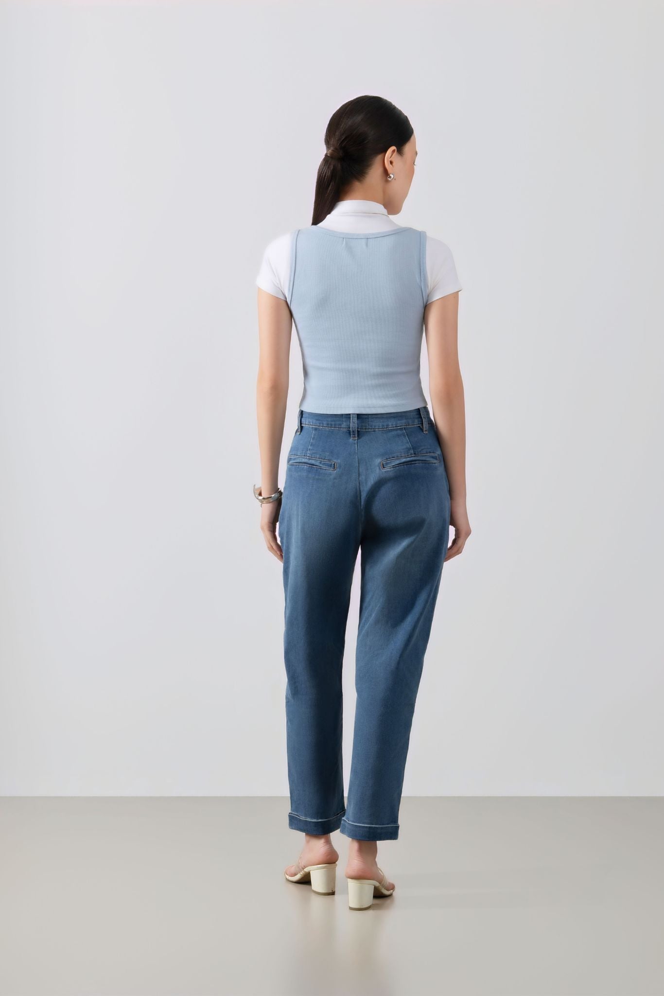 Elara Jeans - Premium Modern Denim