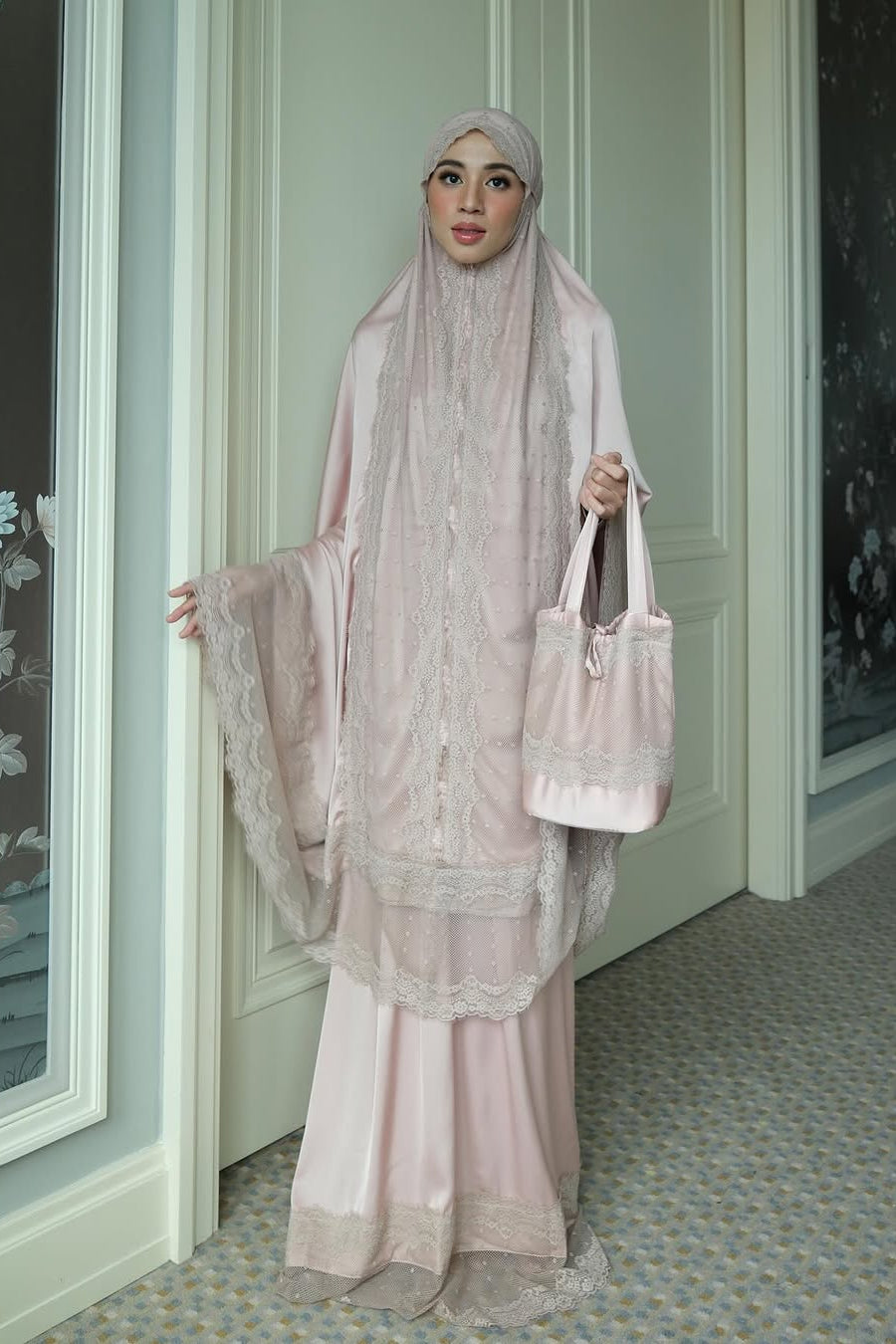 Zahra Mukena - Tea Rose - Mukena Renda Bahan Armany Silk