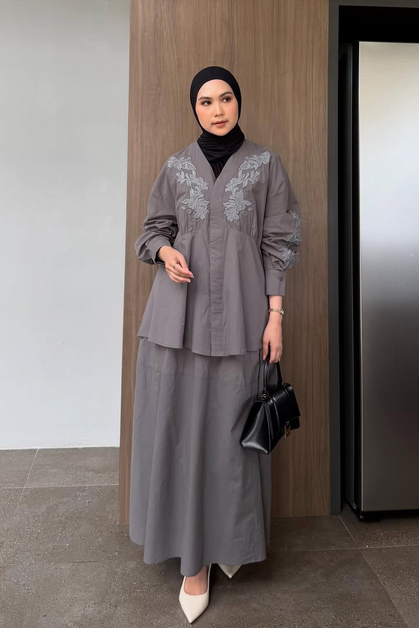 Adiba Set - Atasan Bawahan Stylish Wanita Bermotif