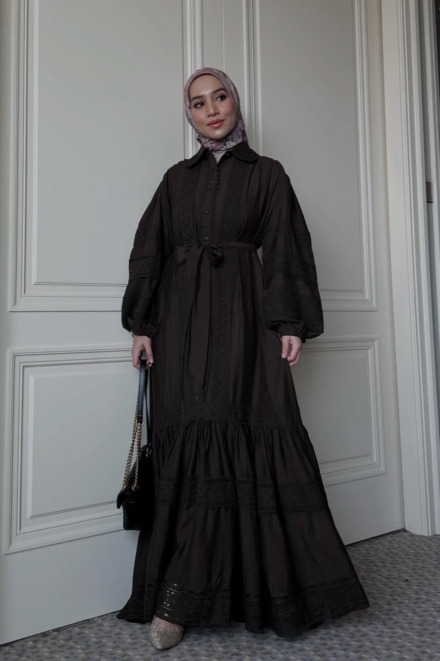 Calila Dress - Black - Dress Wanita Detail Renda Memukau