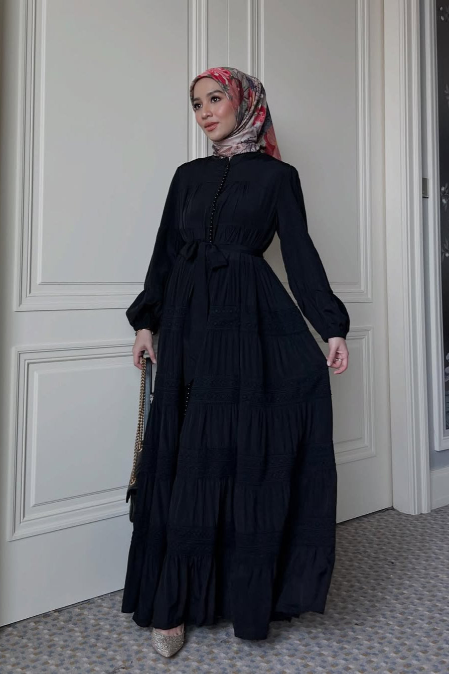 Naomi Dress - Black - Dress Seribu Kancing Cantik