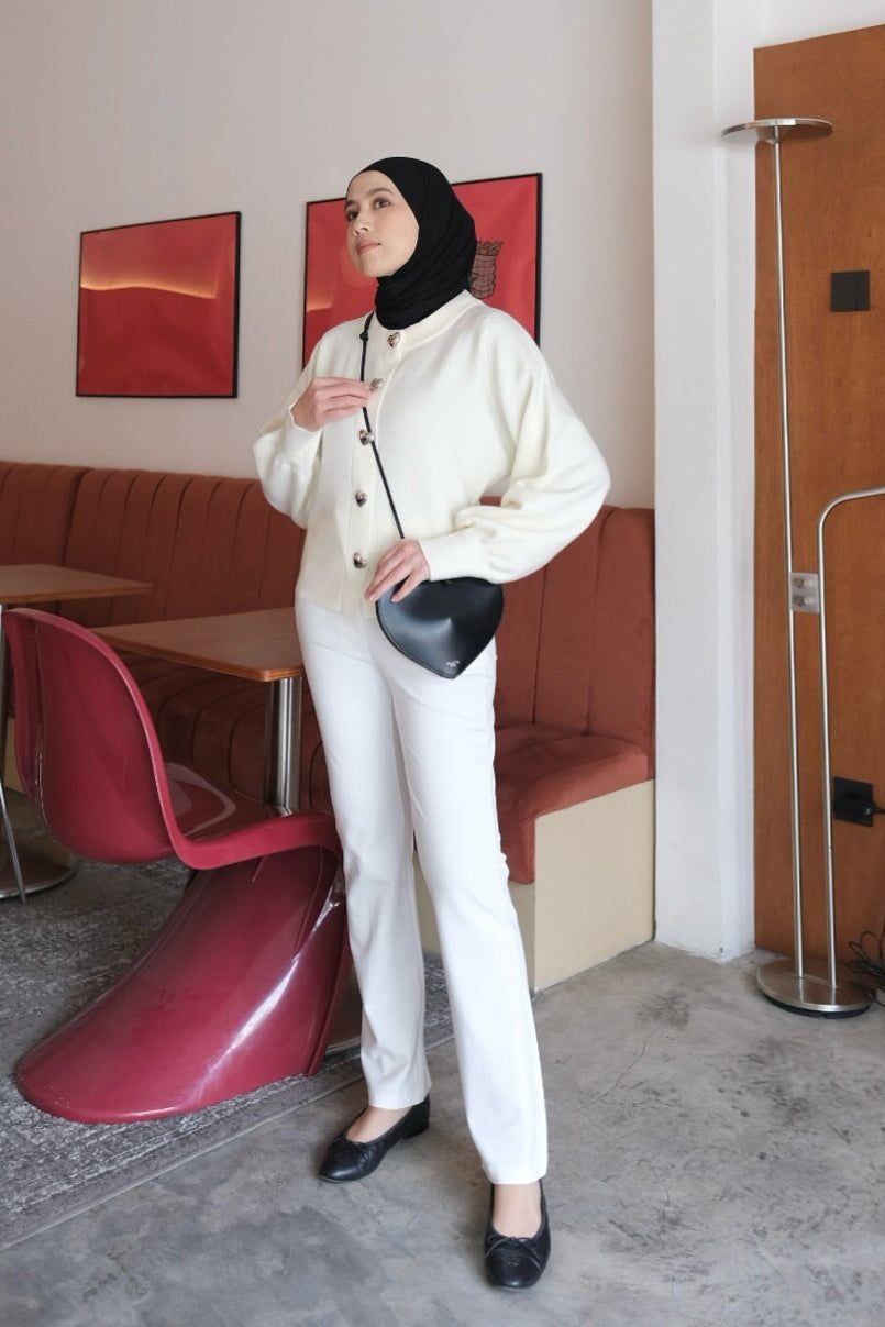 Basic Legging Pants - Broken White - Celana Legging Wanita Elastis Adem Fleksibel