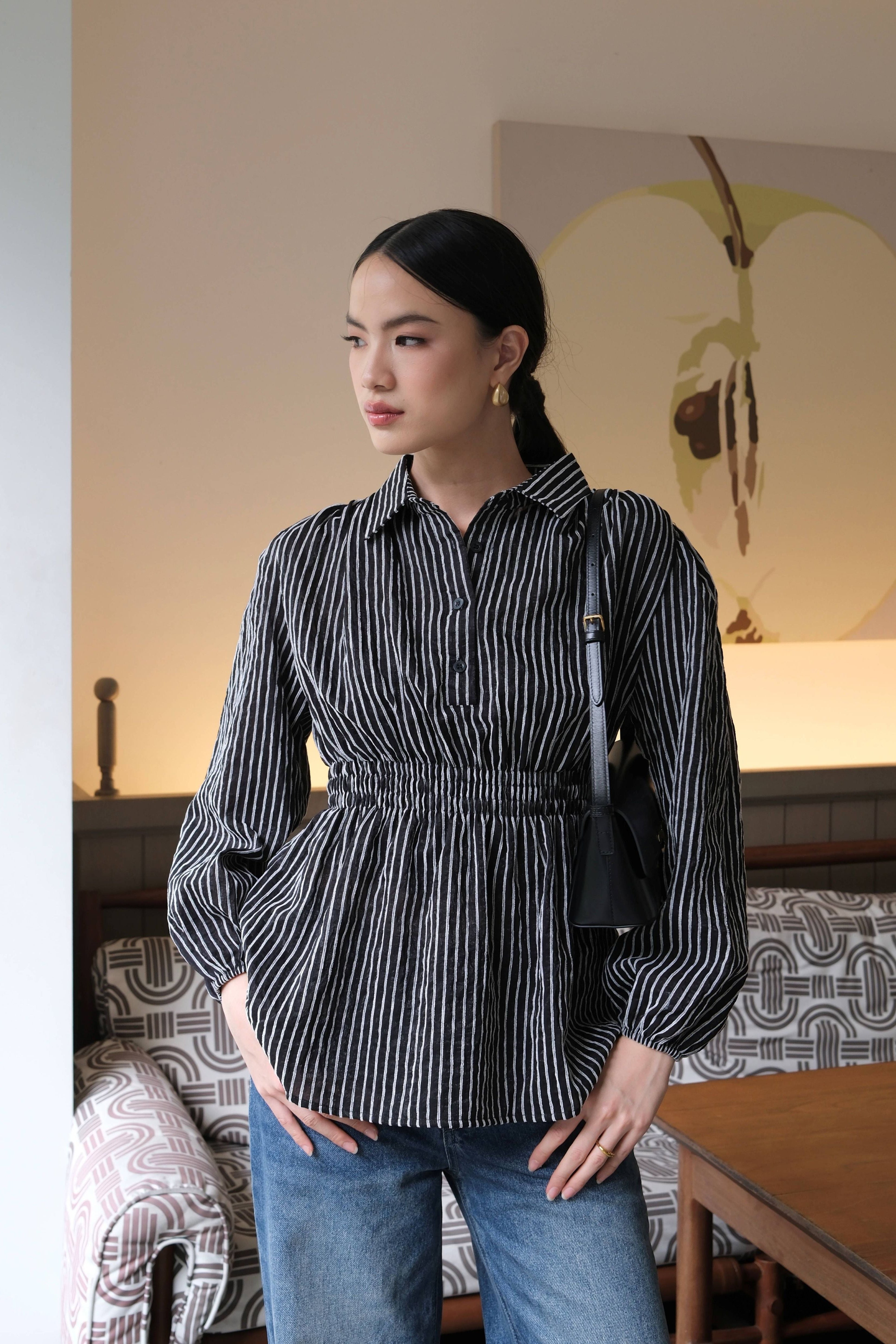 Smokiss Blouse - Atasan Wanita Detail Kerut Smock Gaya Elegan & Cantik