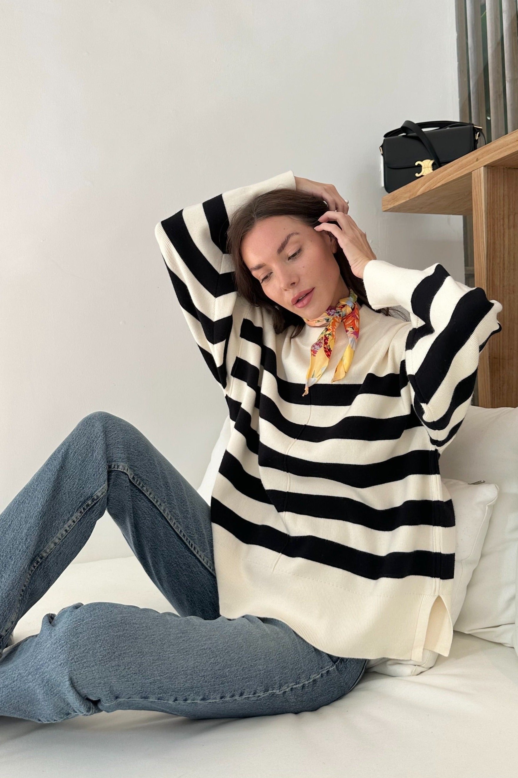 [Defect] - Diora Sweater - Sweater Knit Tebal Wanita Stripe