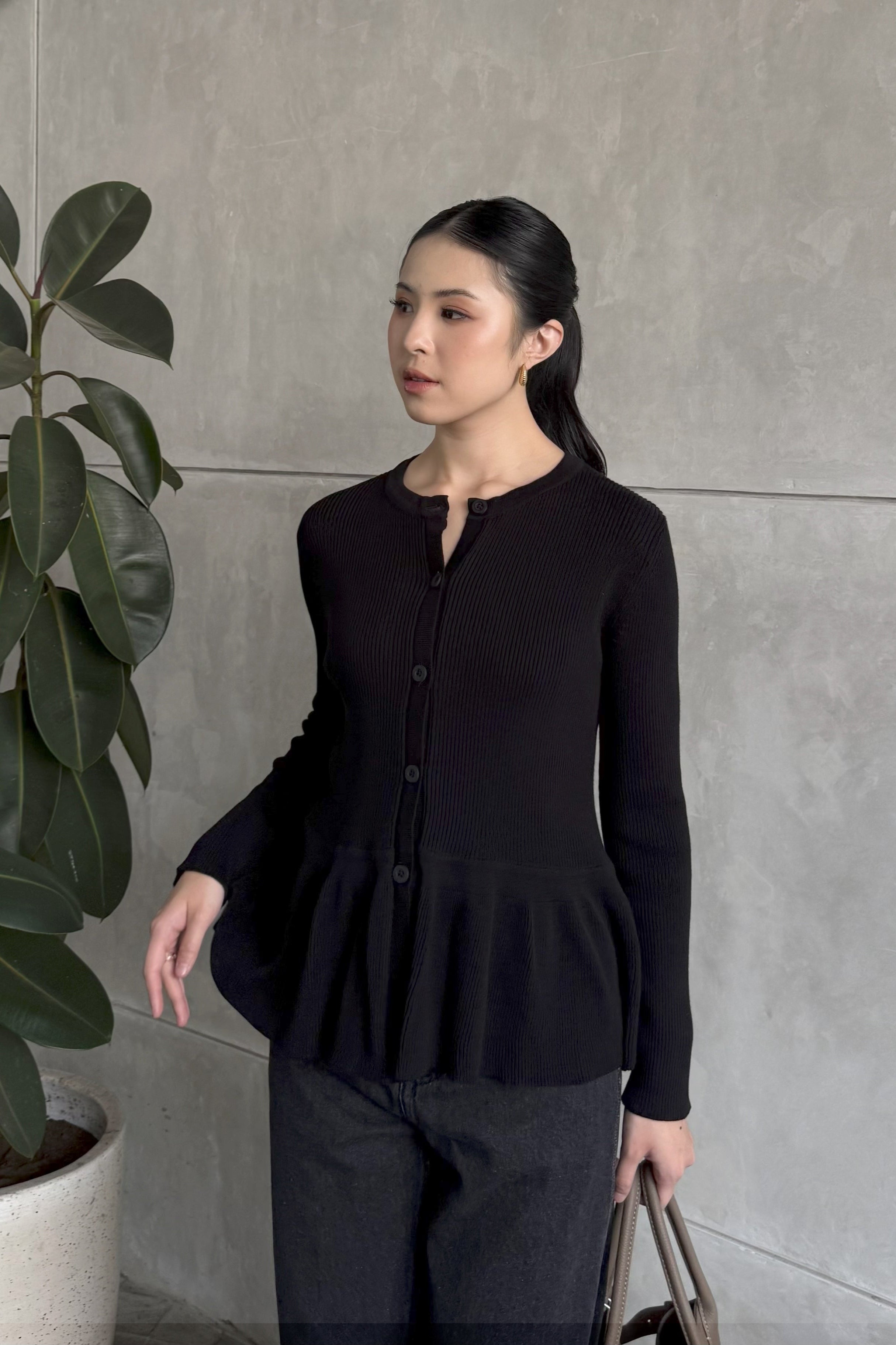 Oene Sweater - Black - Atasan Wanita Bahan Cotton Import