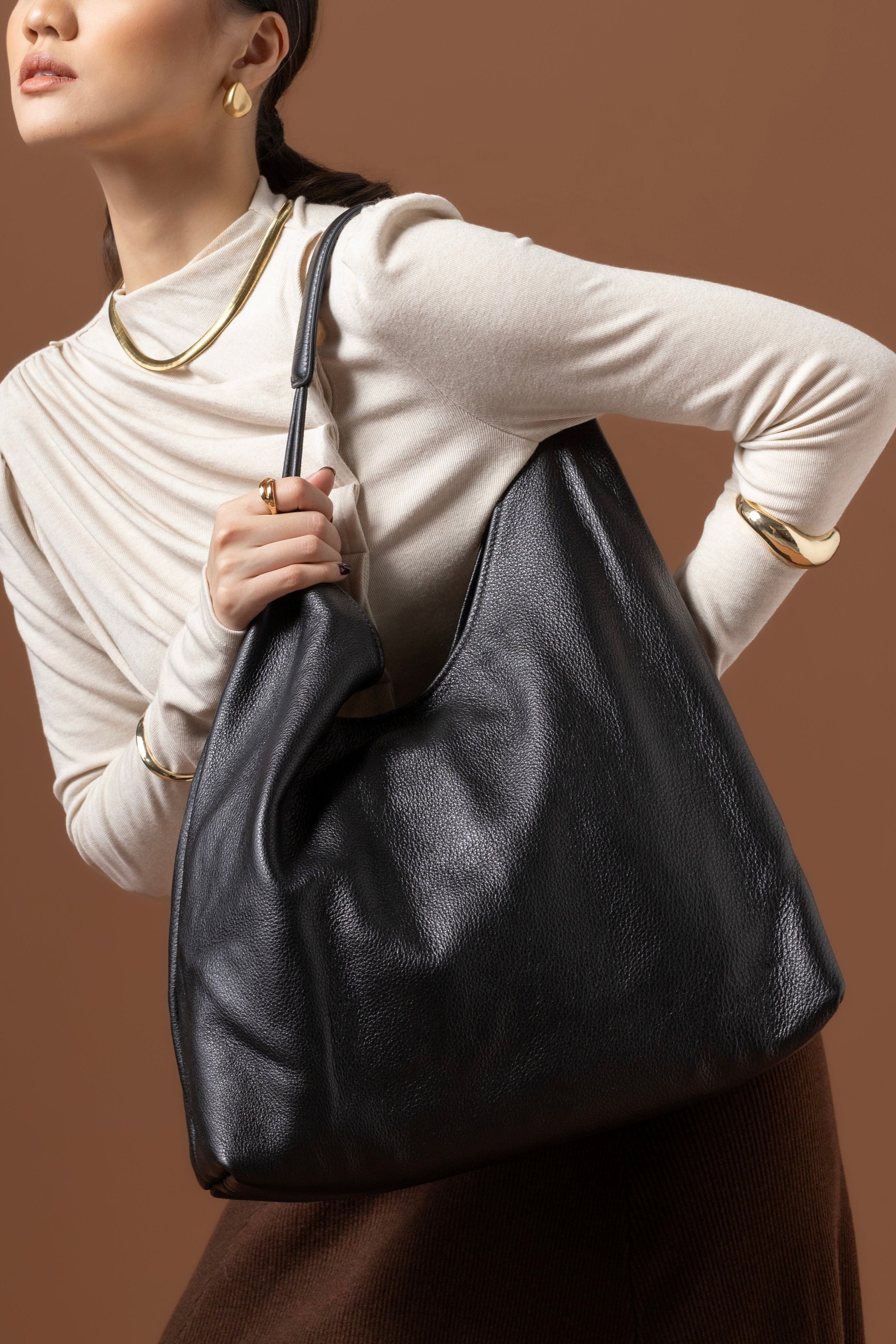 Enji Bag - Black - Tas Bahu Wanita Bahan Grain Leather - AC3730060