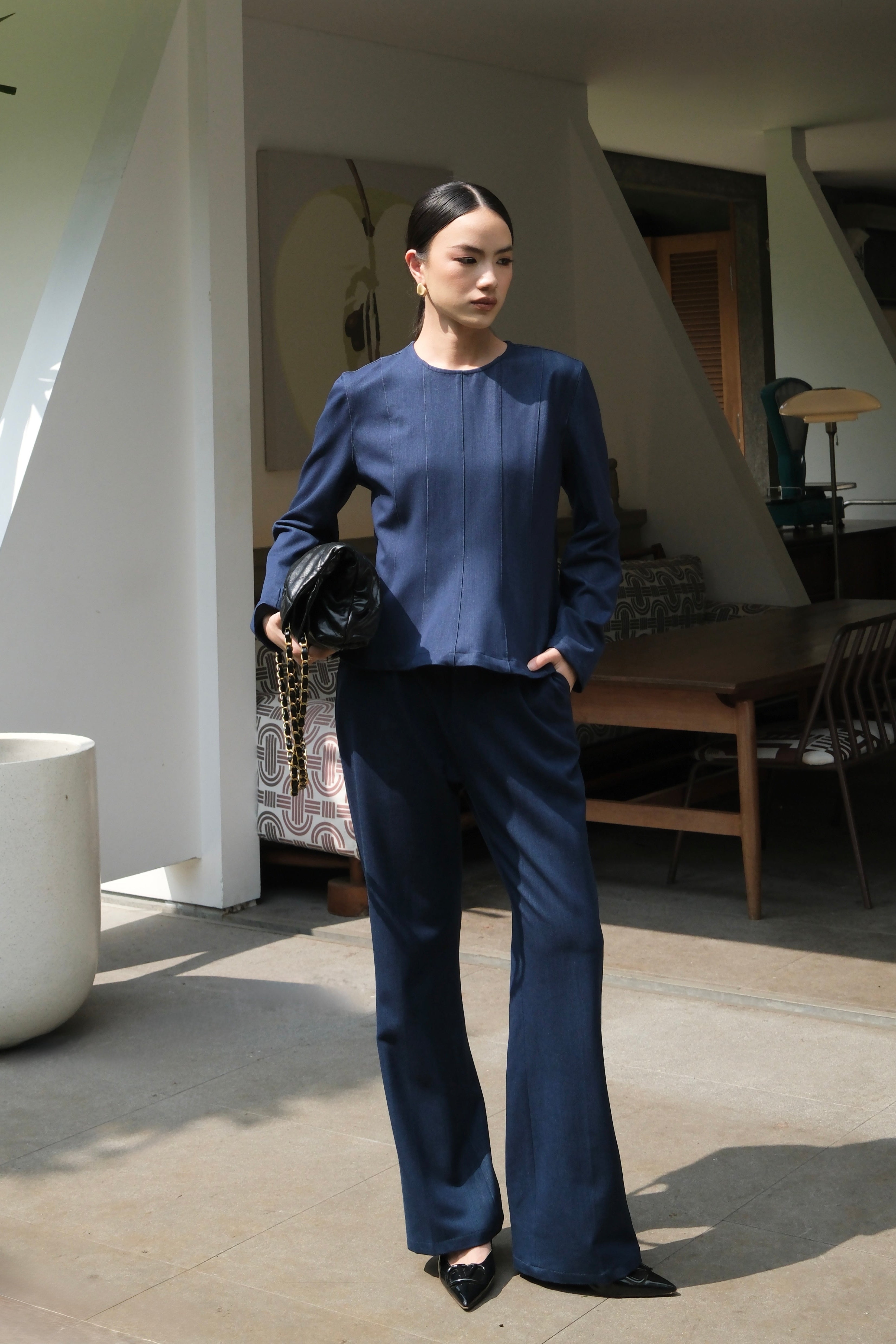 Tailored Set - One Set Atasan Garis Vertikal & Celana Highwaist Wanita Elegant Look
