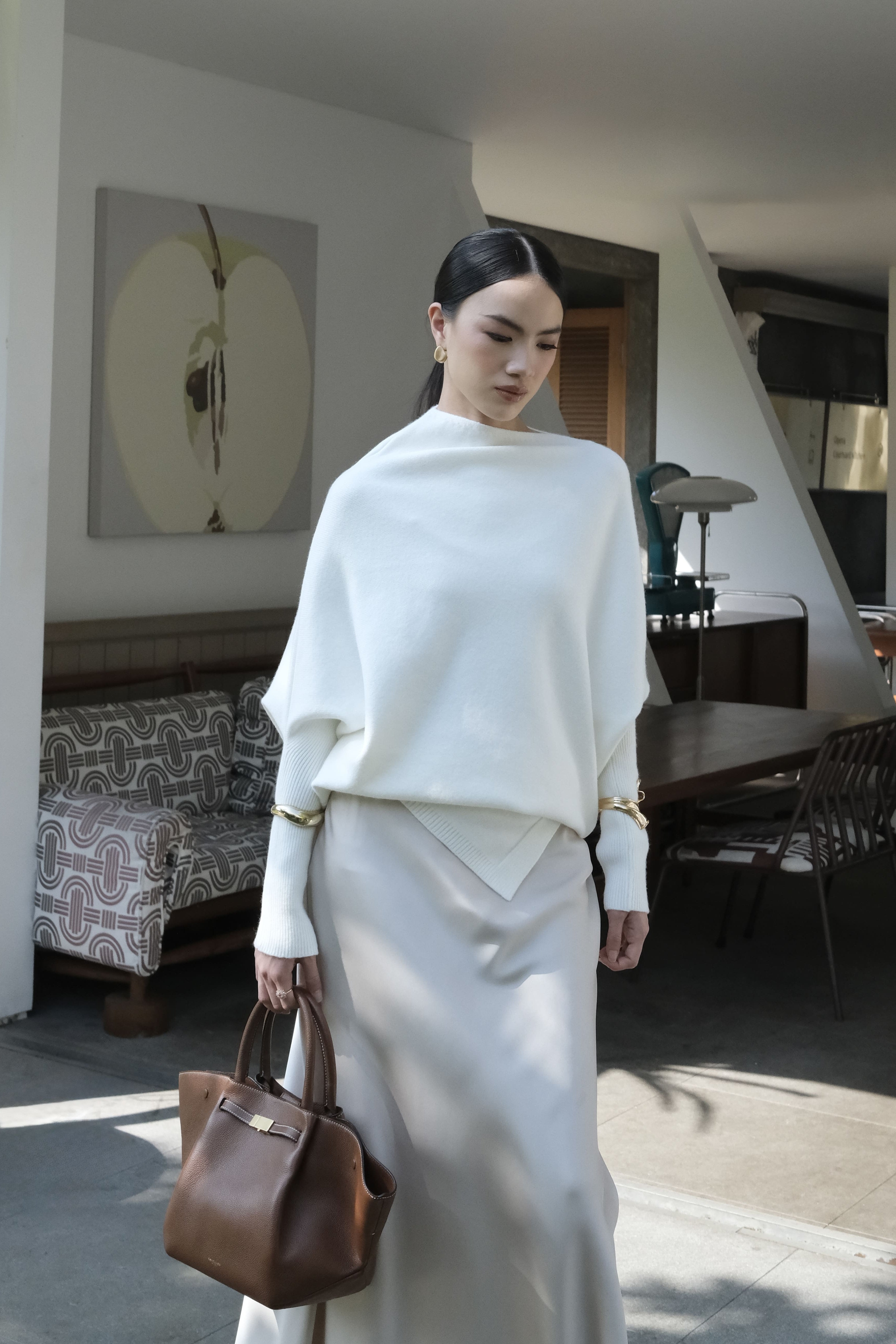 Slit Batwing Sweater - Atasan Rajut Wanita Model Elegan & Comfy