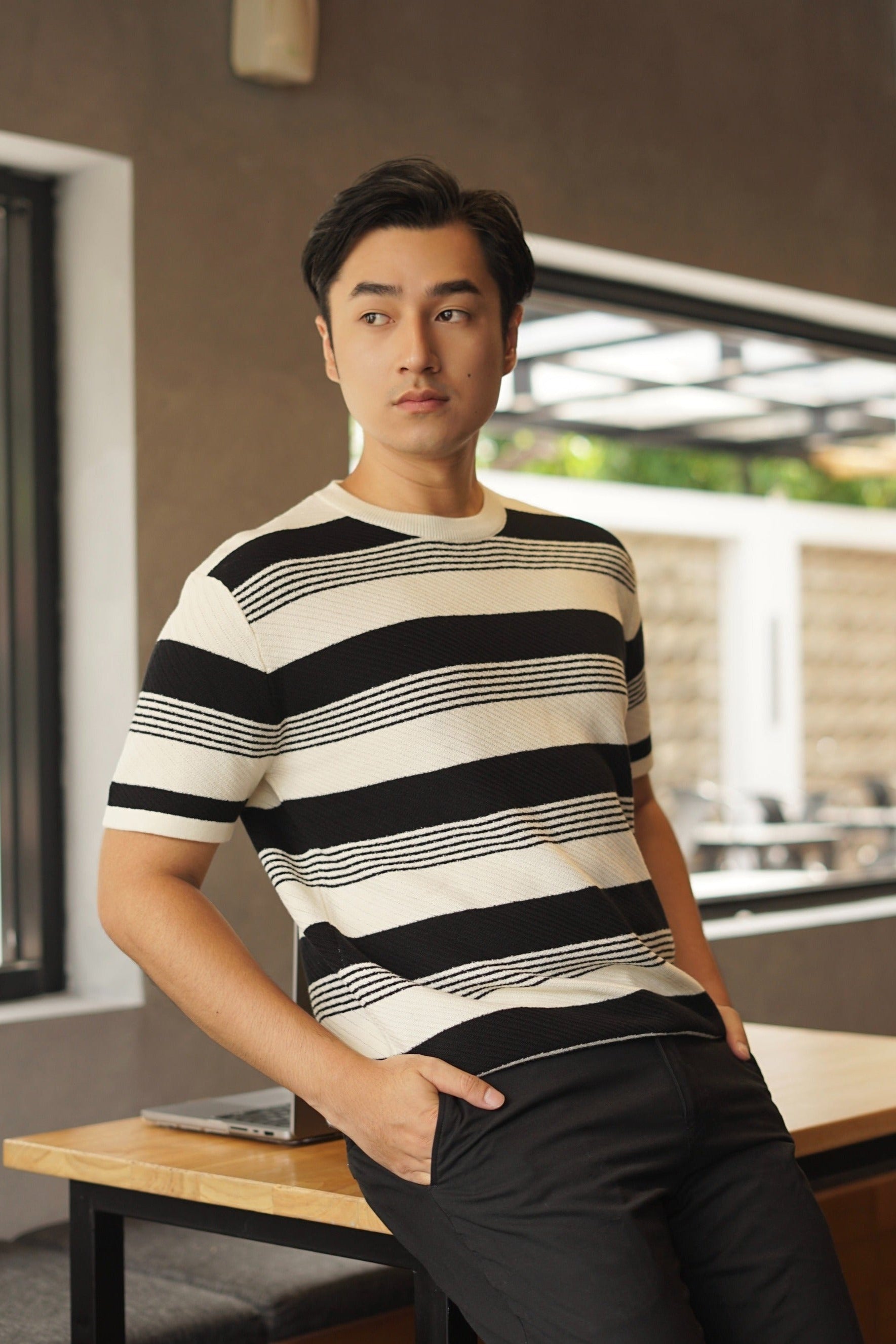 Stripe Shirt - Atasan Knit Pria Stripe Bahan Cotton Knit