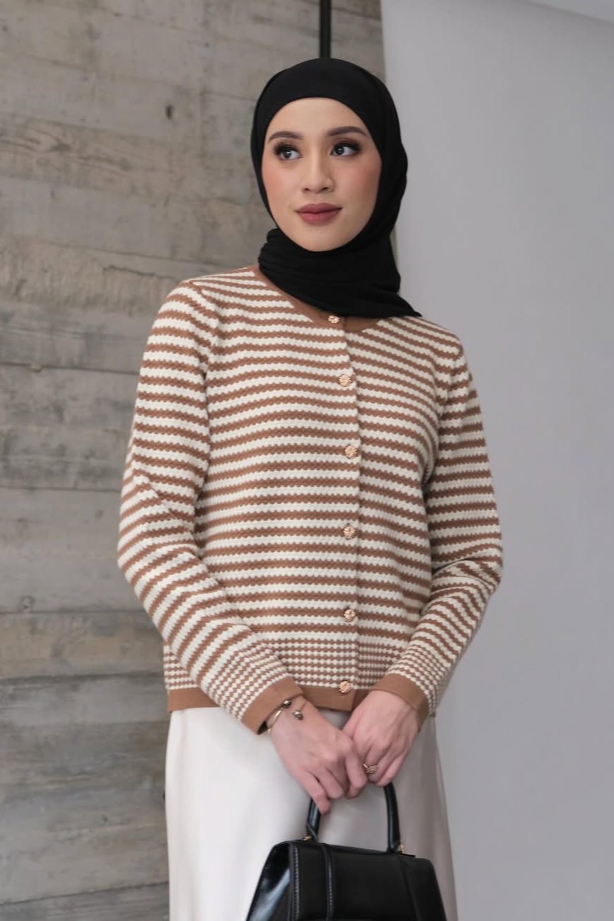 Boony Cardy - Brown - Cardigan Knit Wanita Motif Garis - KW2941810