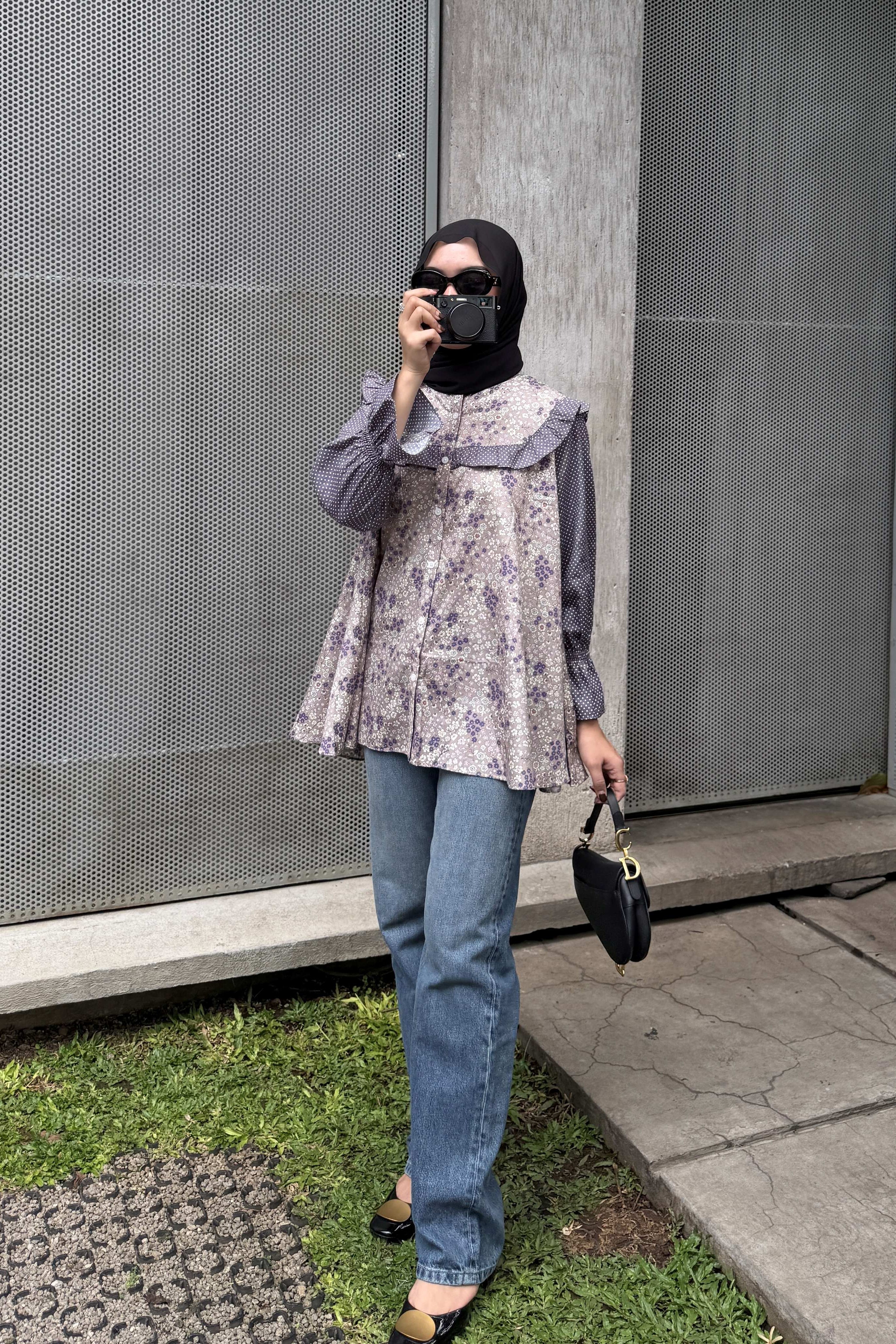 Allysia Blouse - Blouse Motif Bunga Lengan Panjang GONEGANI X KAIA ATELIER