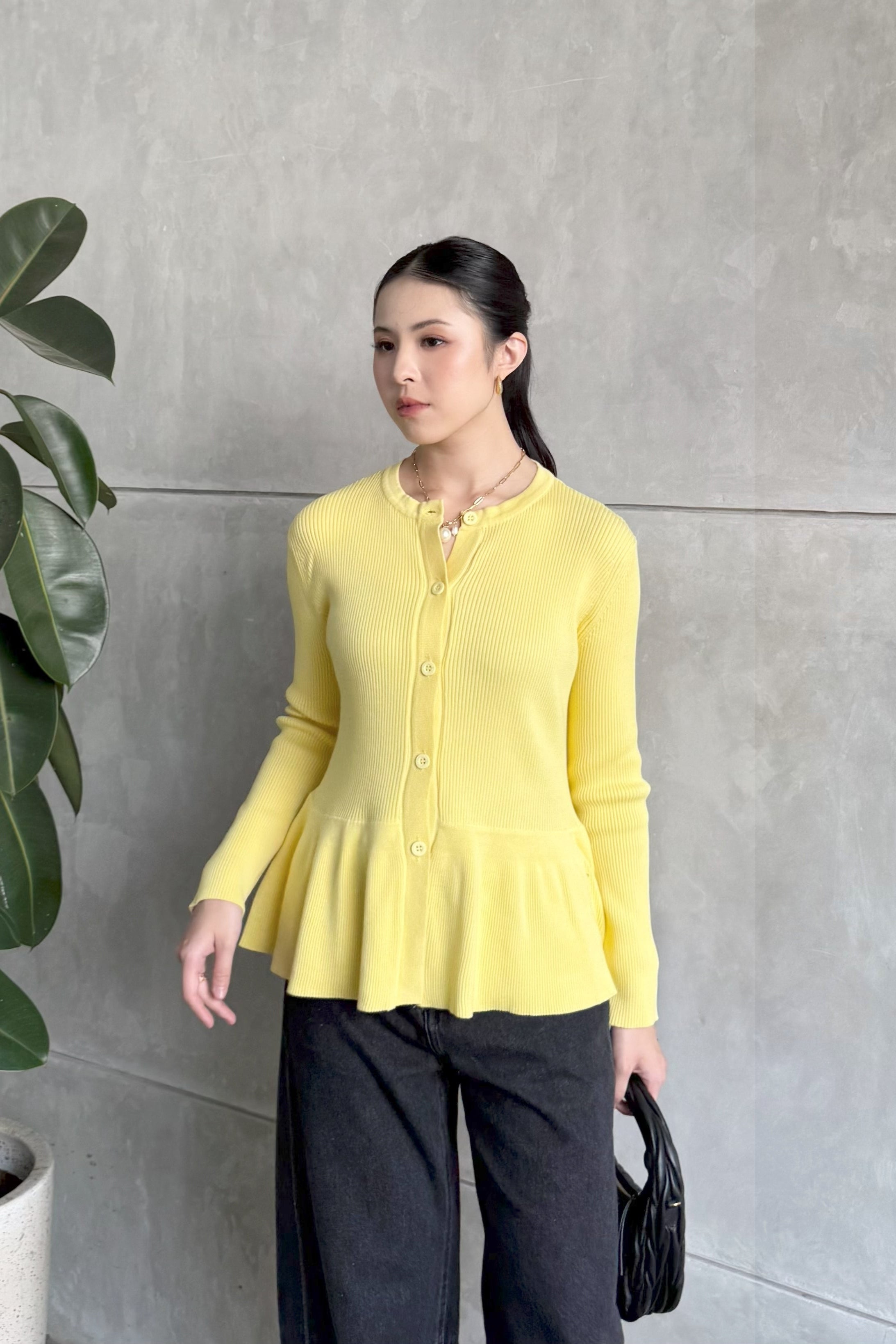 Oene Sweater - Butter Yellow - Atasan Wanita Bahan Cotton Import