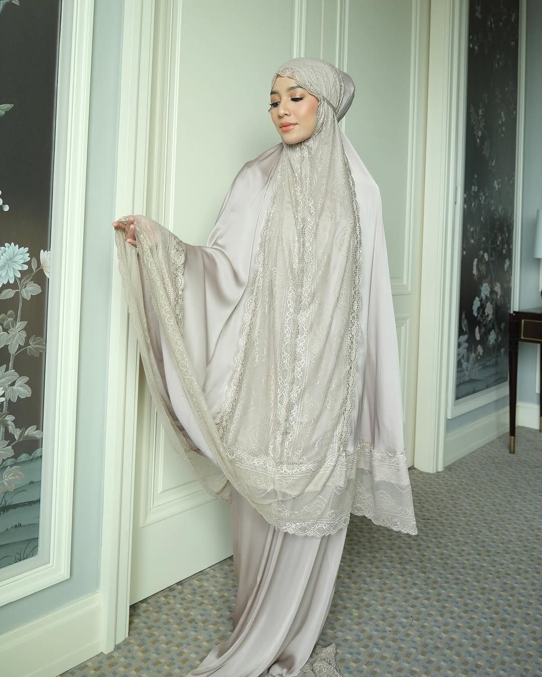 Zahra Mukena - Mocca - Mukena Renda Bahan Armany Silk