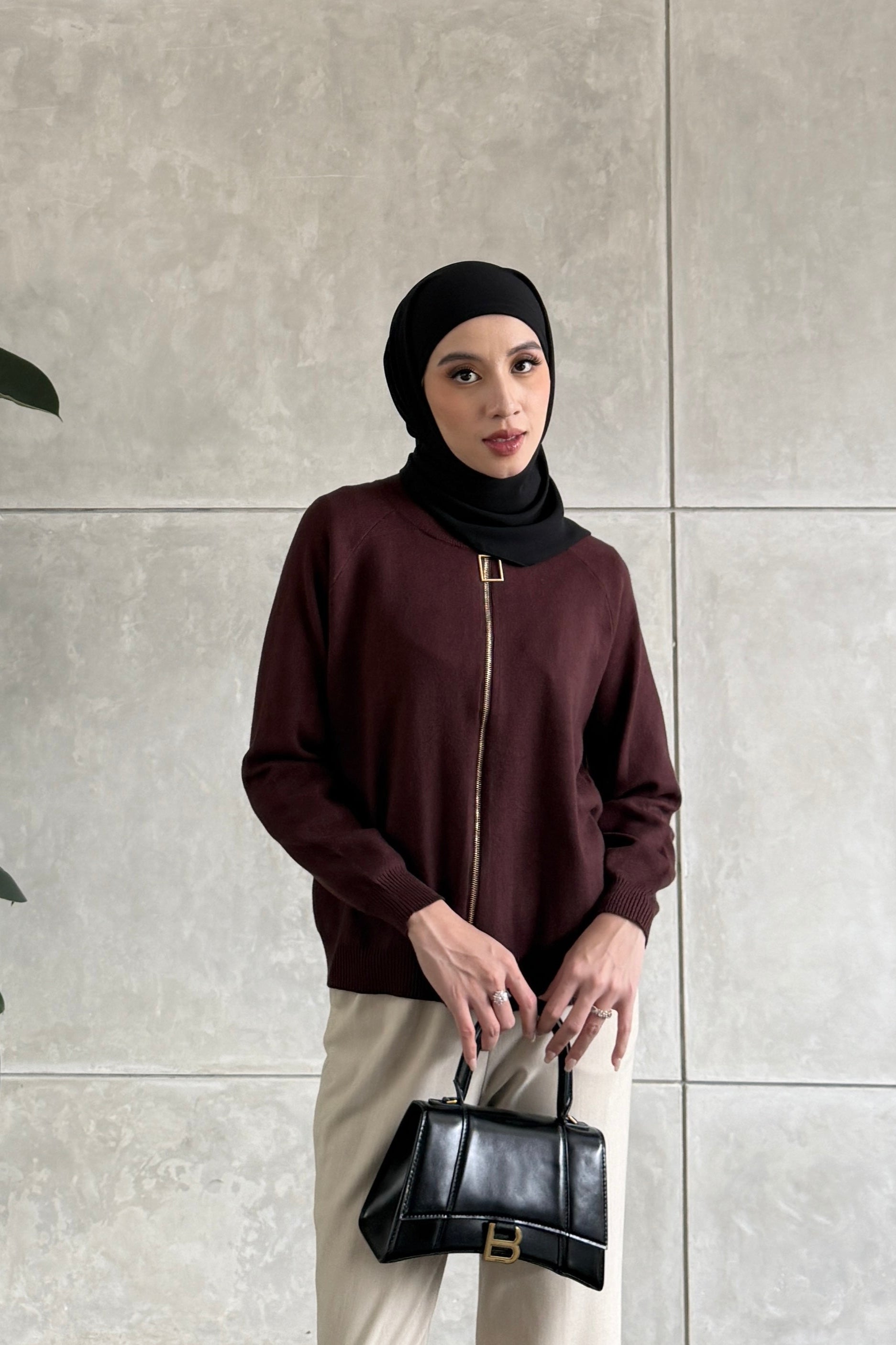 Bomber Cardy Knit - Cappucino - Cardigan Zipper Wanita Bahan Soft Knit Premium