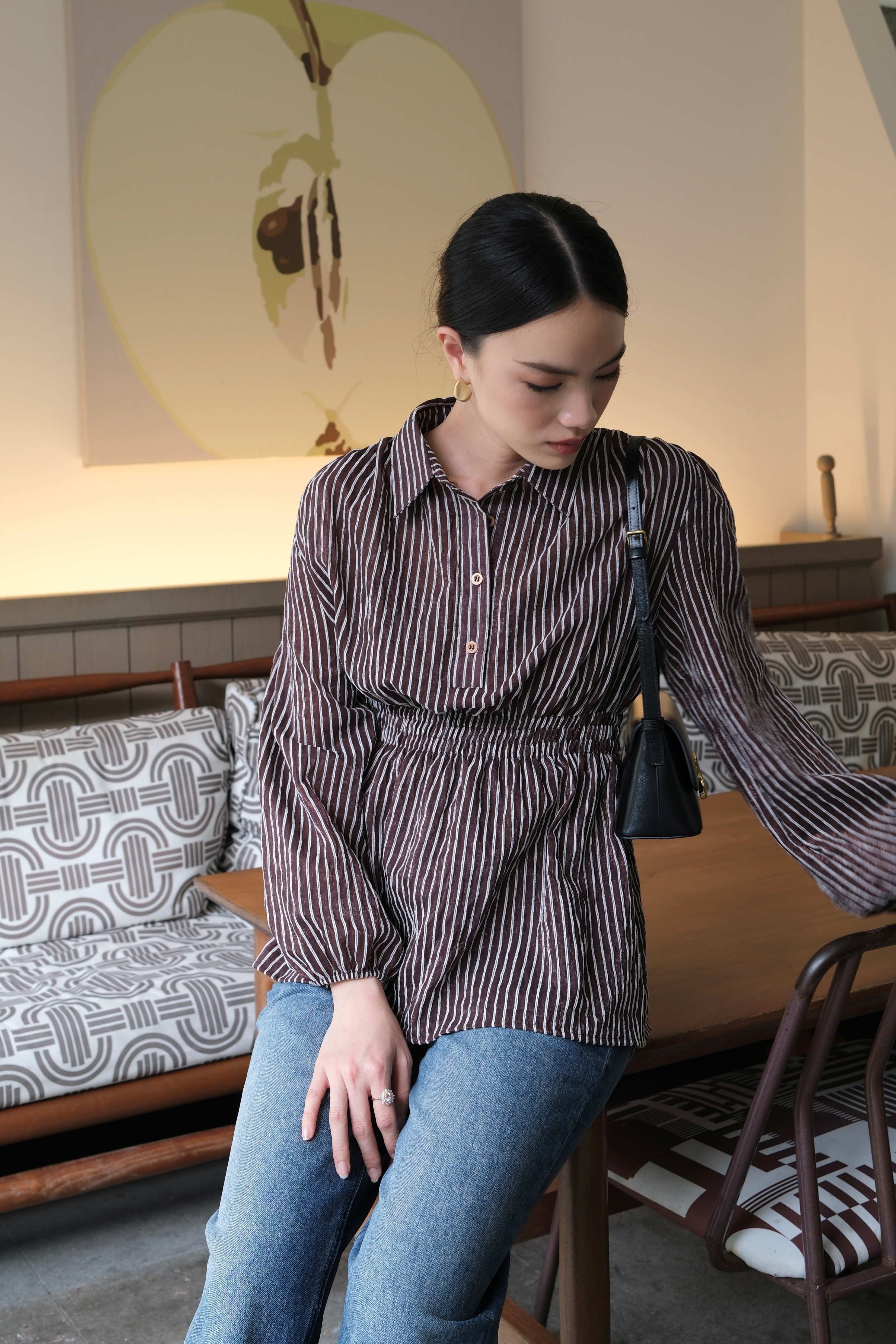 Smokiss Blouse - Atasan Wanita Detail Kerut Smock Gaya Elegan & Cantik