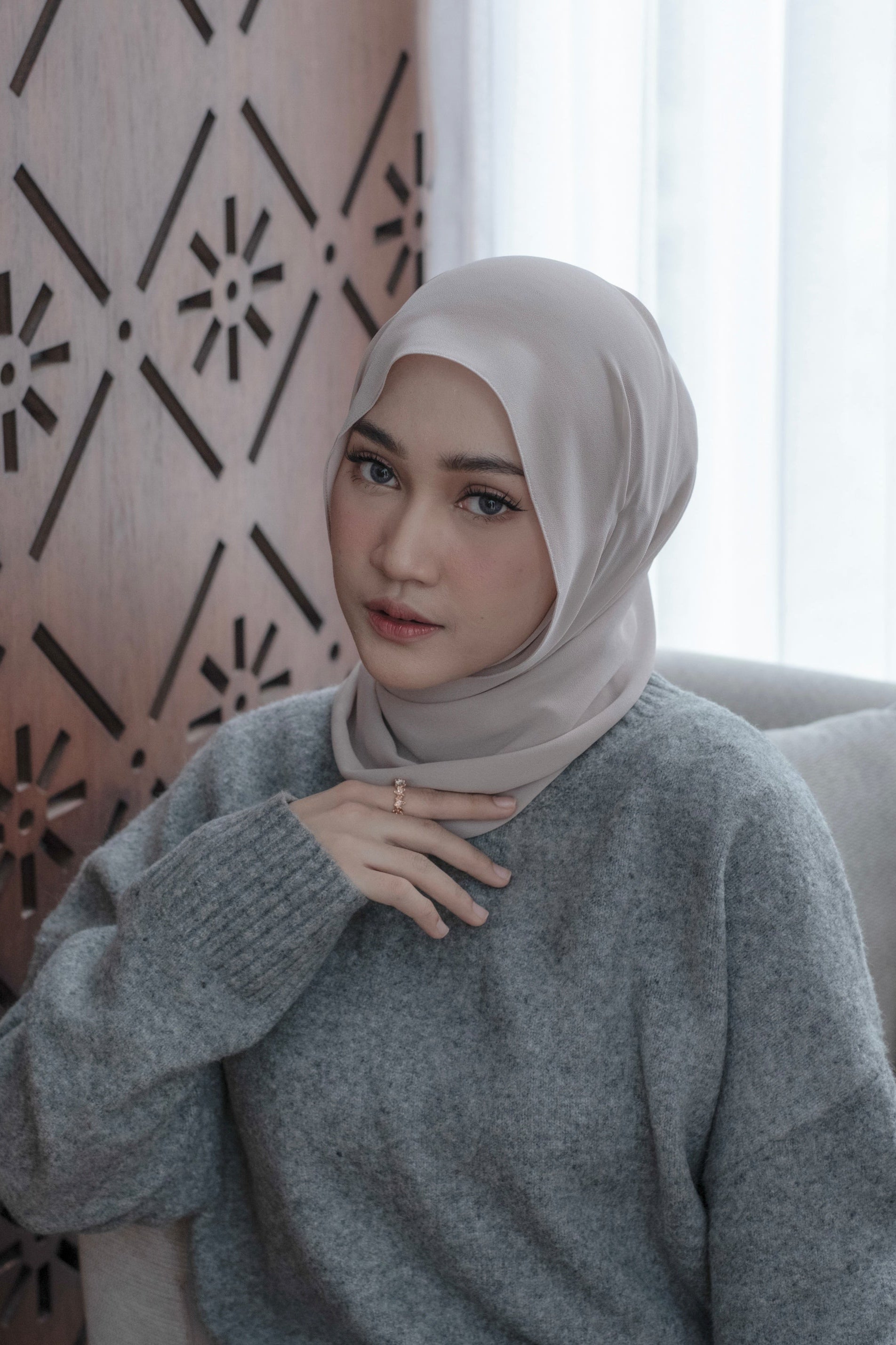 Bawal Shawl - Pashmina Basic Polos Stylish Bahan Cerruty