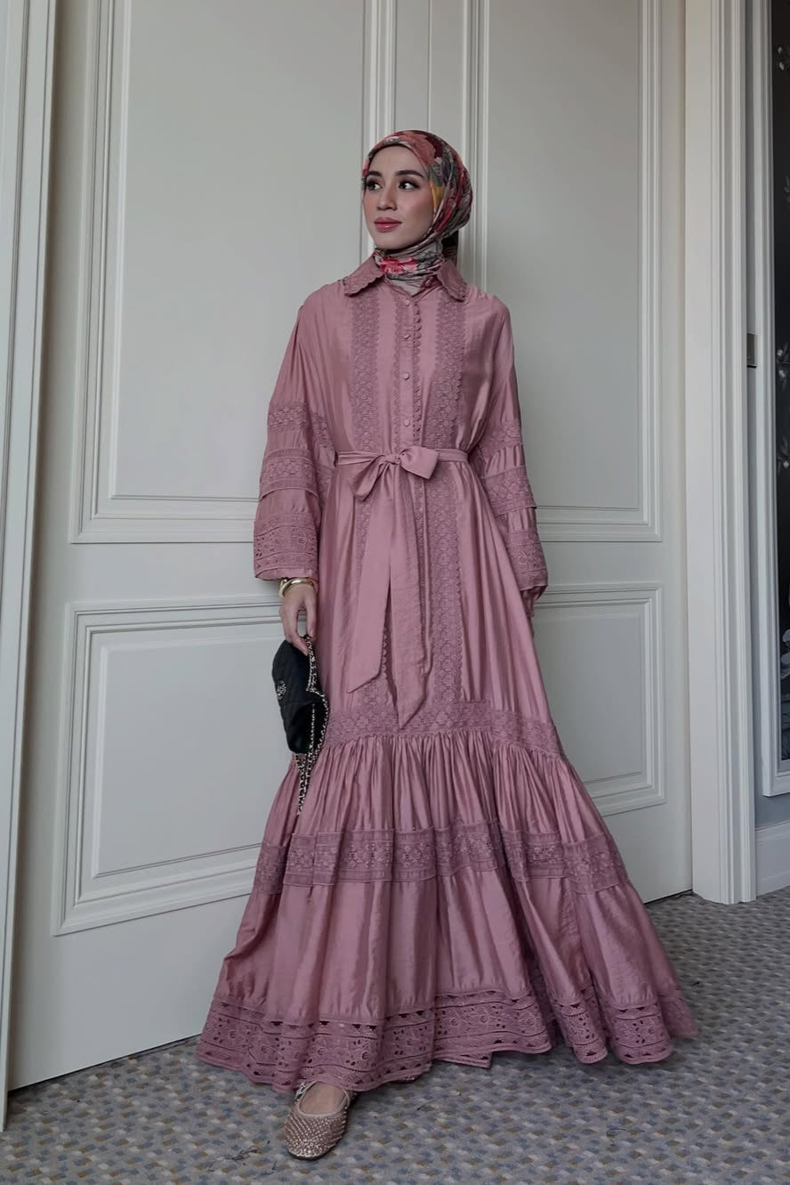 Calila Dress - Dusty Pink - Dress Wanita Detail Renda Memukau