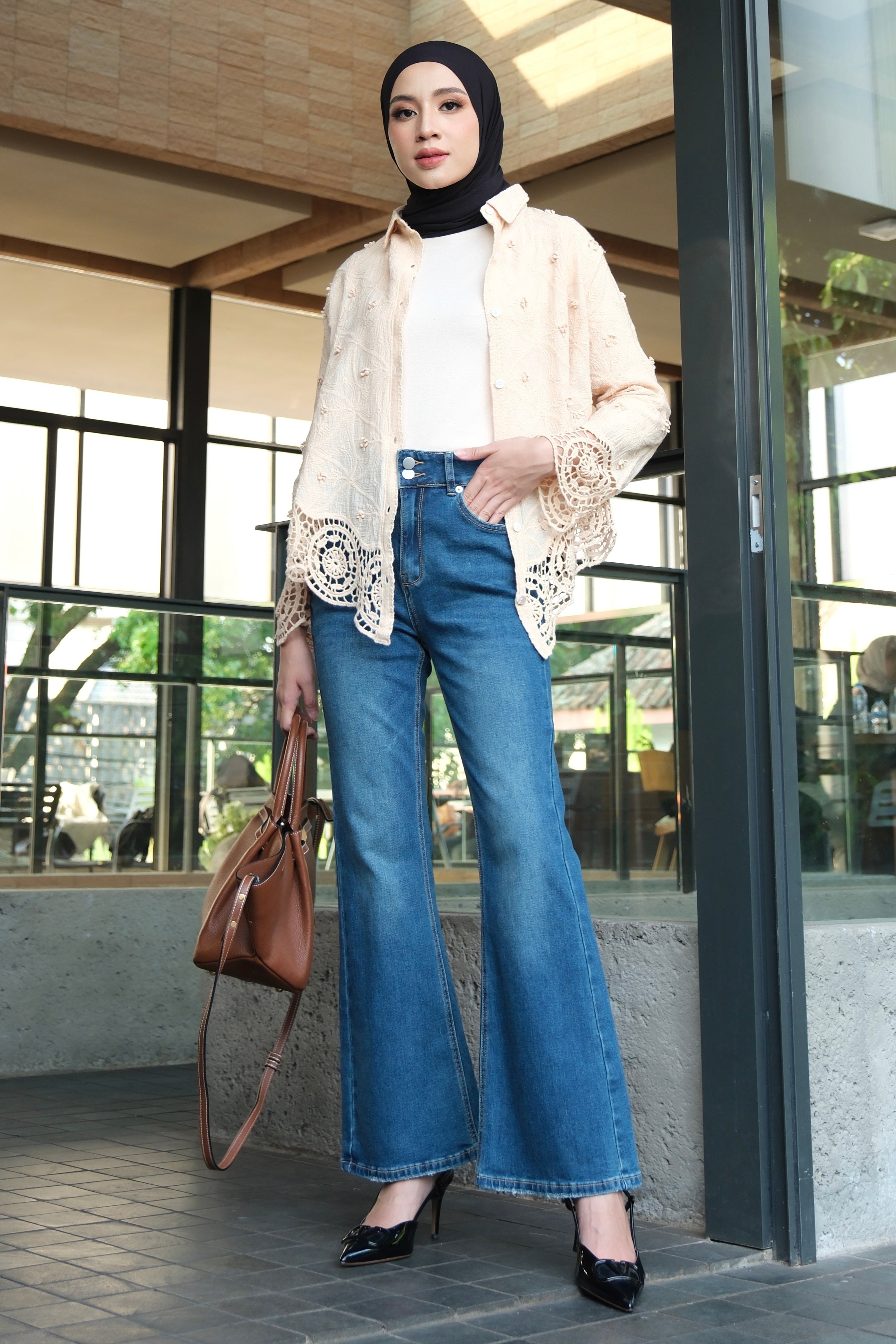 Flare Denim Jeans - Celana Denim Flare Wanita