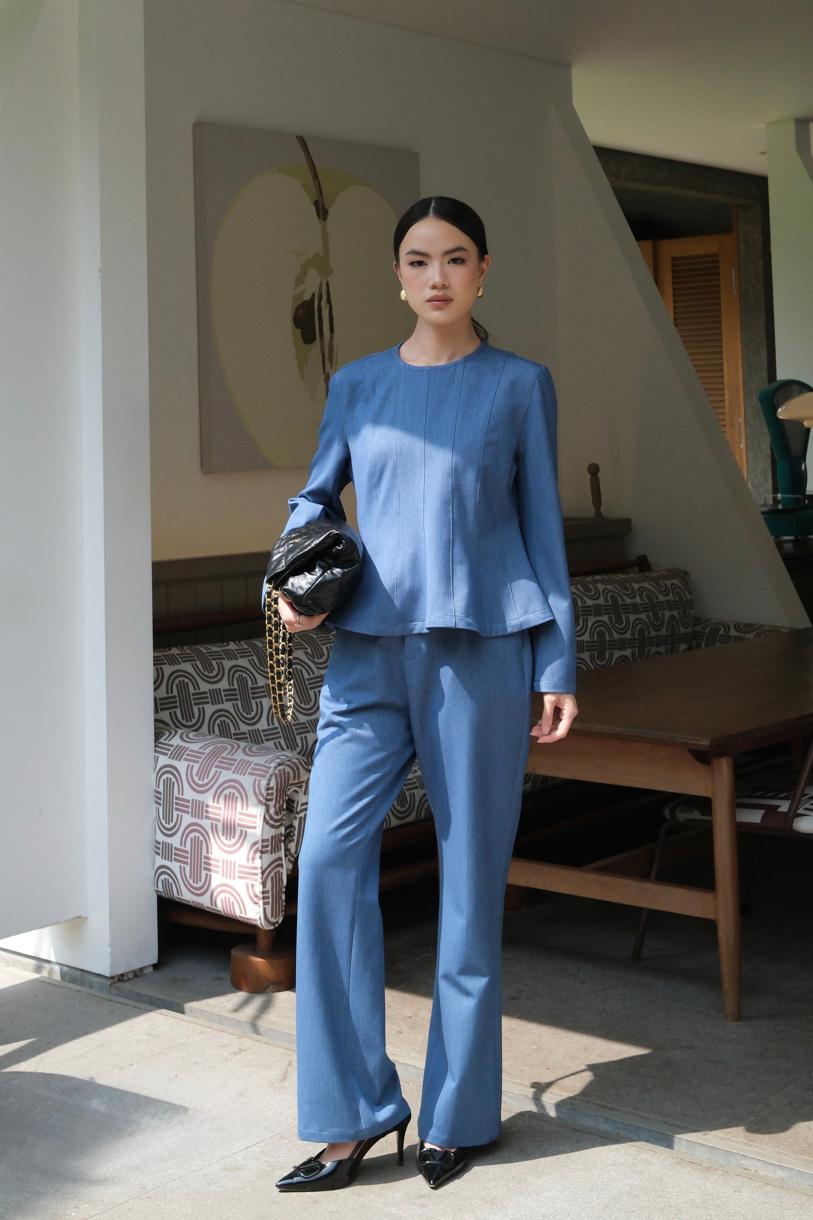 Tailored Set - One Set Atasan Garis Vertikal & Celana Highwaist Wanita Elegant Look