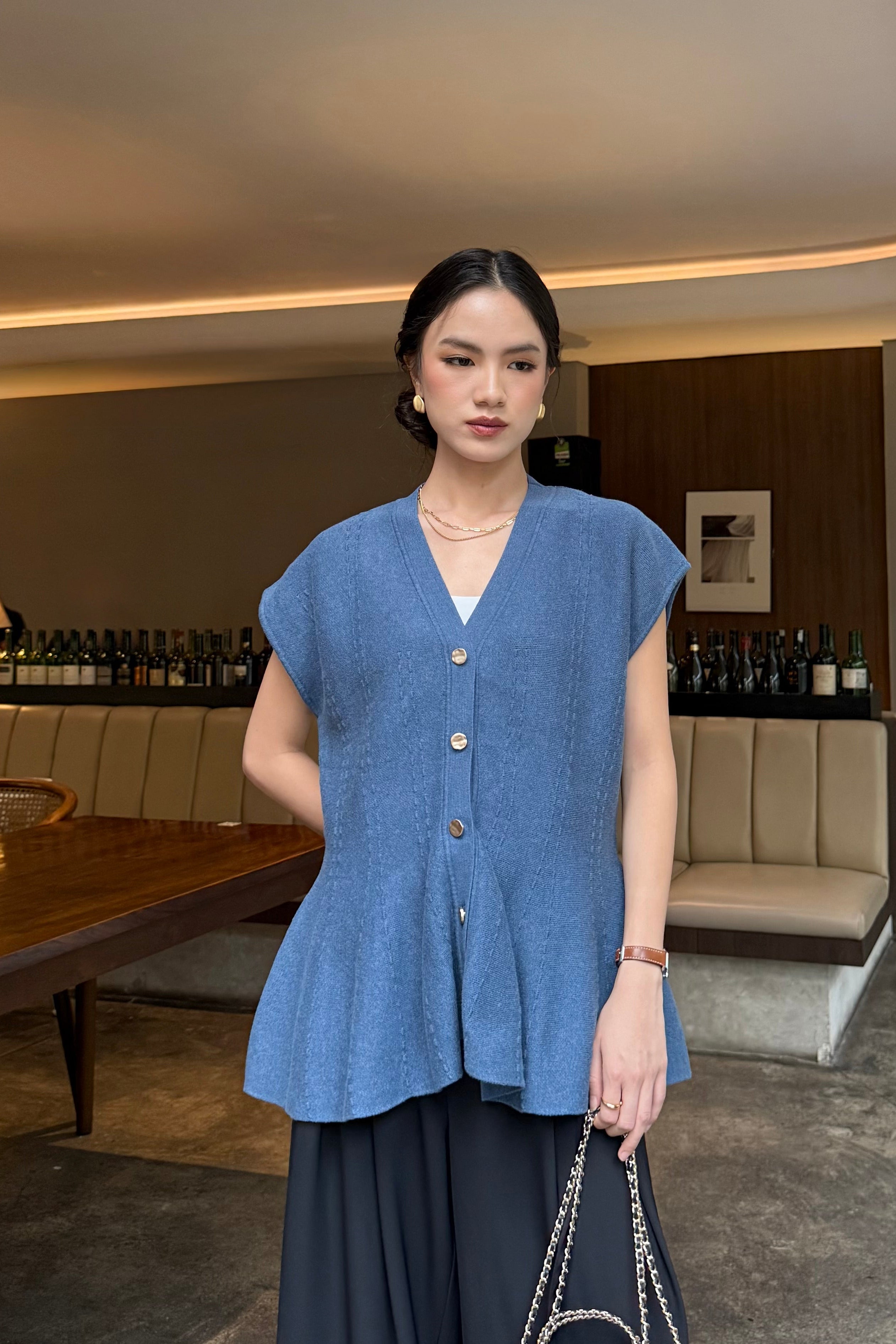 Cheer Vest - Rompi Rajut Wanita Bahan Knit Lengan Putung