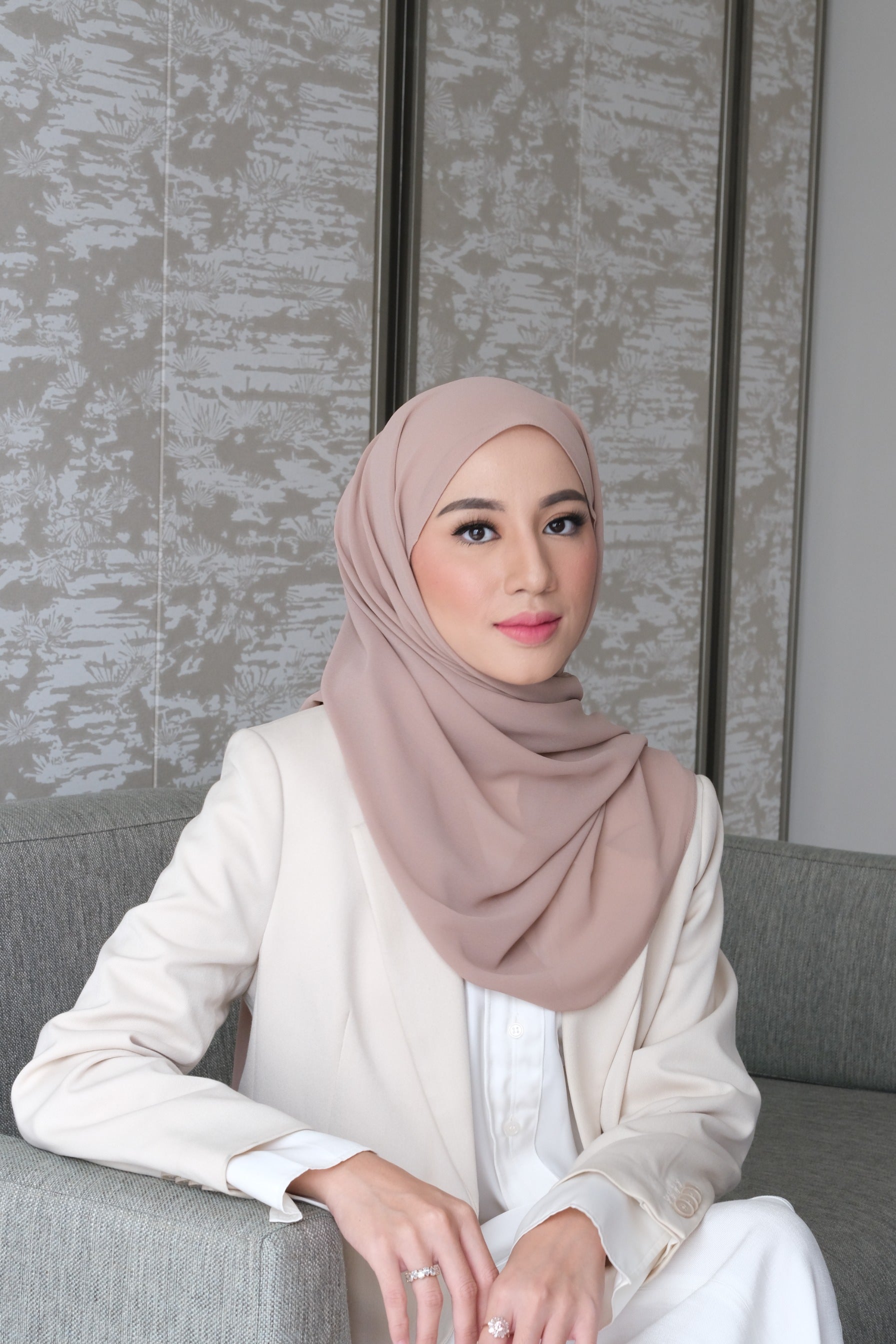 [DEFECT] - Bawal Shawl - Pashmina Basic Polos Stylish Bahan Cerruty