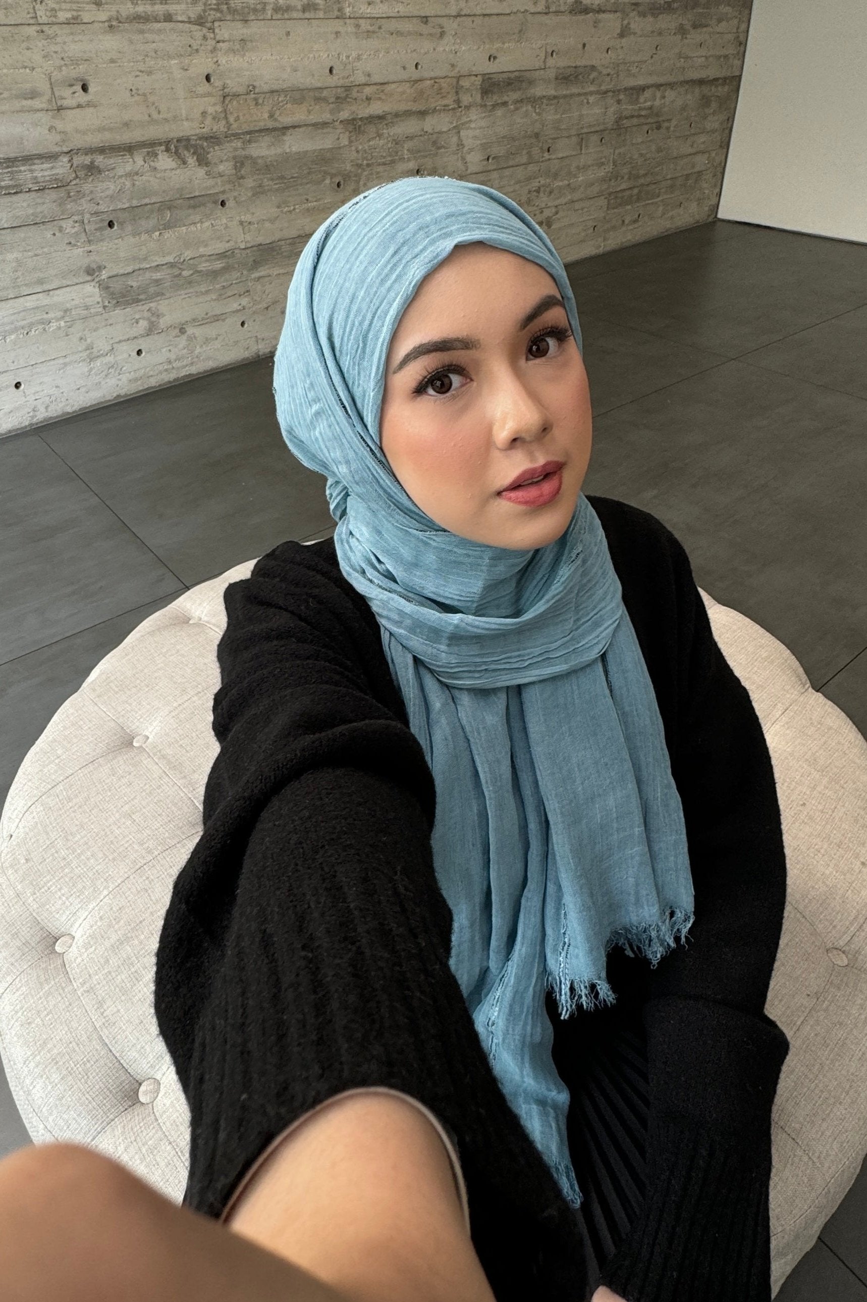 Hazela Pashmina - Hijab Pashmina Bahan Cotton Crinkle