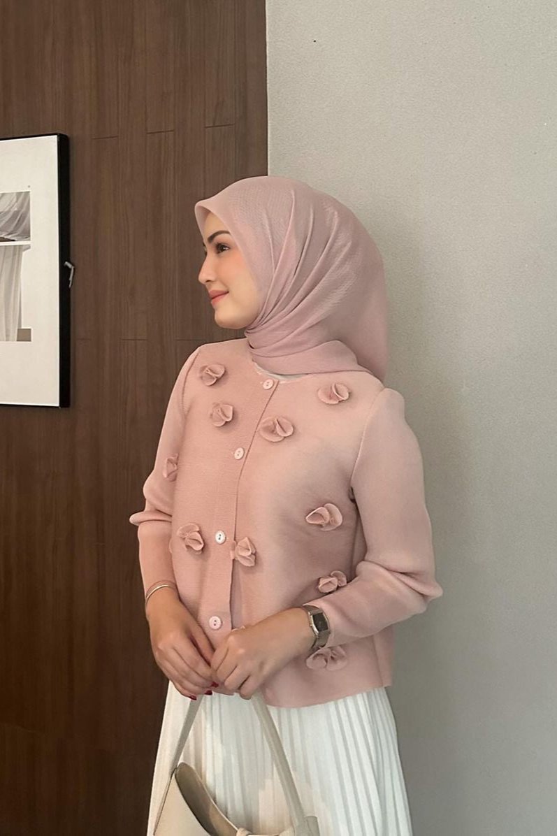 Caca Rijab Hijab
