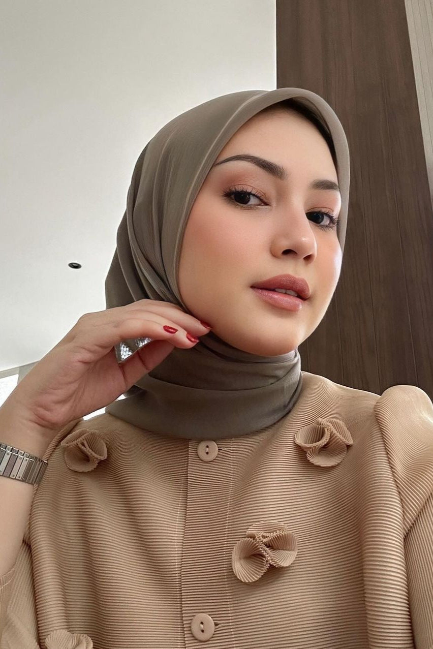 GG Paris Square - Hijab Wanita Square Berbahan Paris Premium