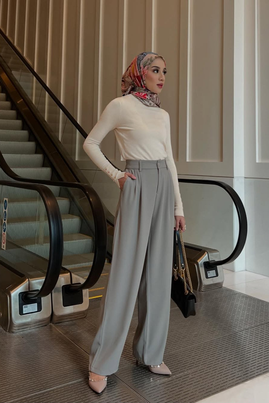 Lowee Pants - Celana Panjang Kantor Polos Trendy Wanita