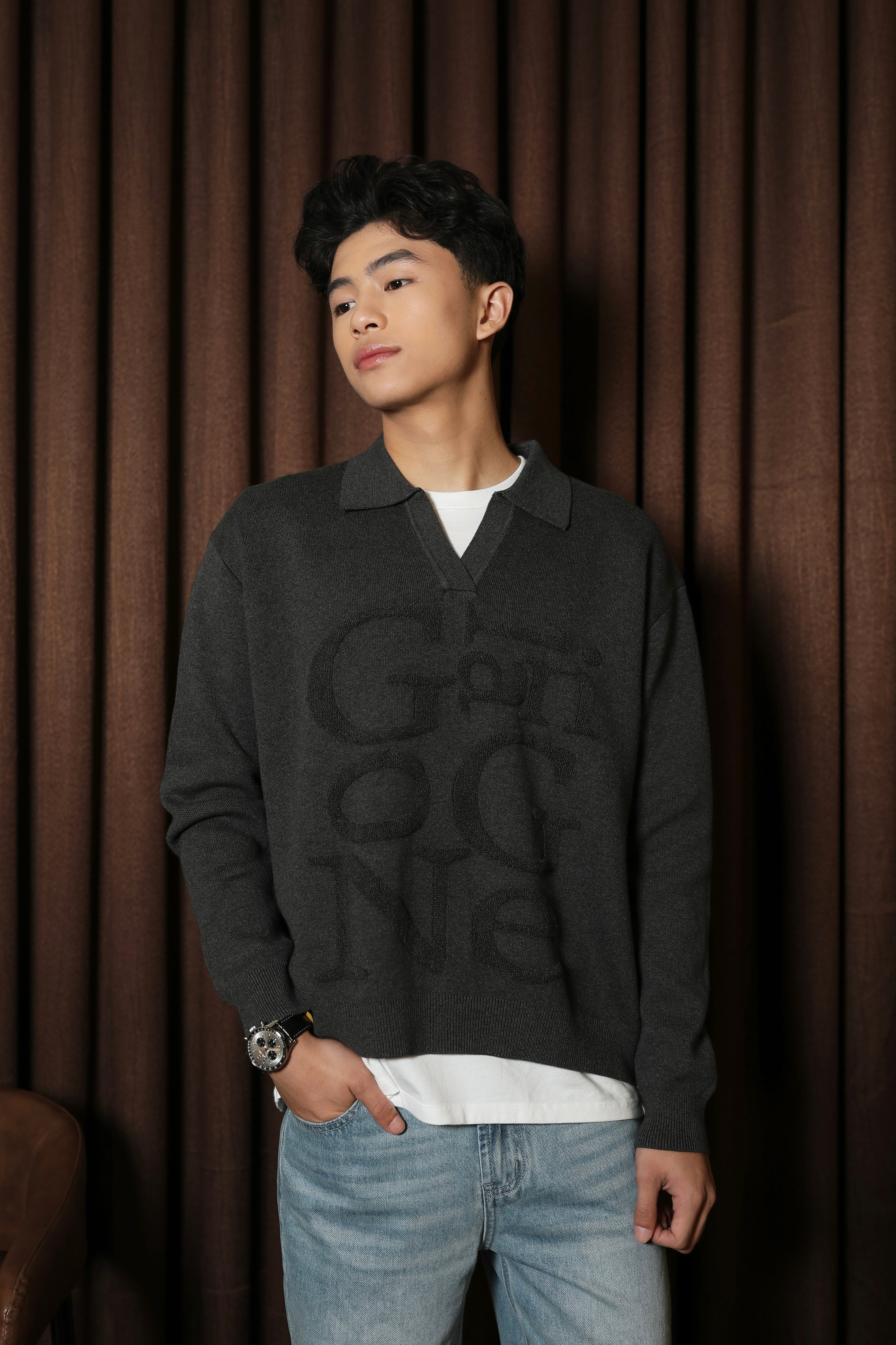 GONEGANI Man - GG V Neck Sweater Rajut
