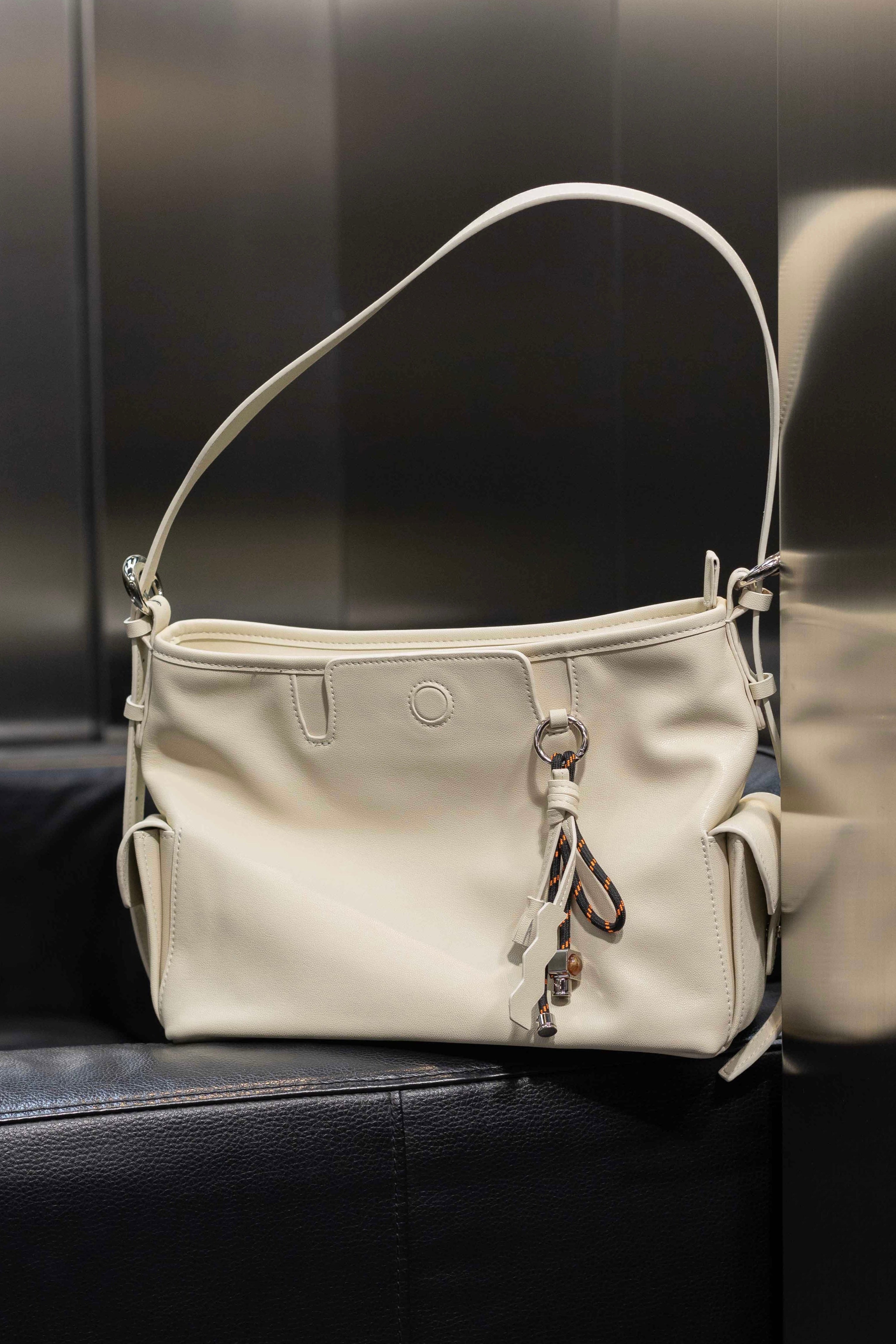 Cecilia Shoulder Bag - Ivory - Tas Bahu Wanita Bahan Real Leather