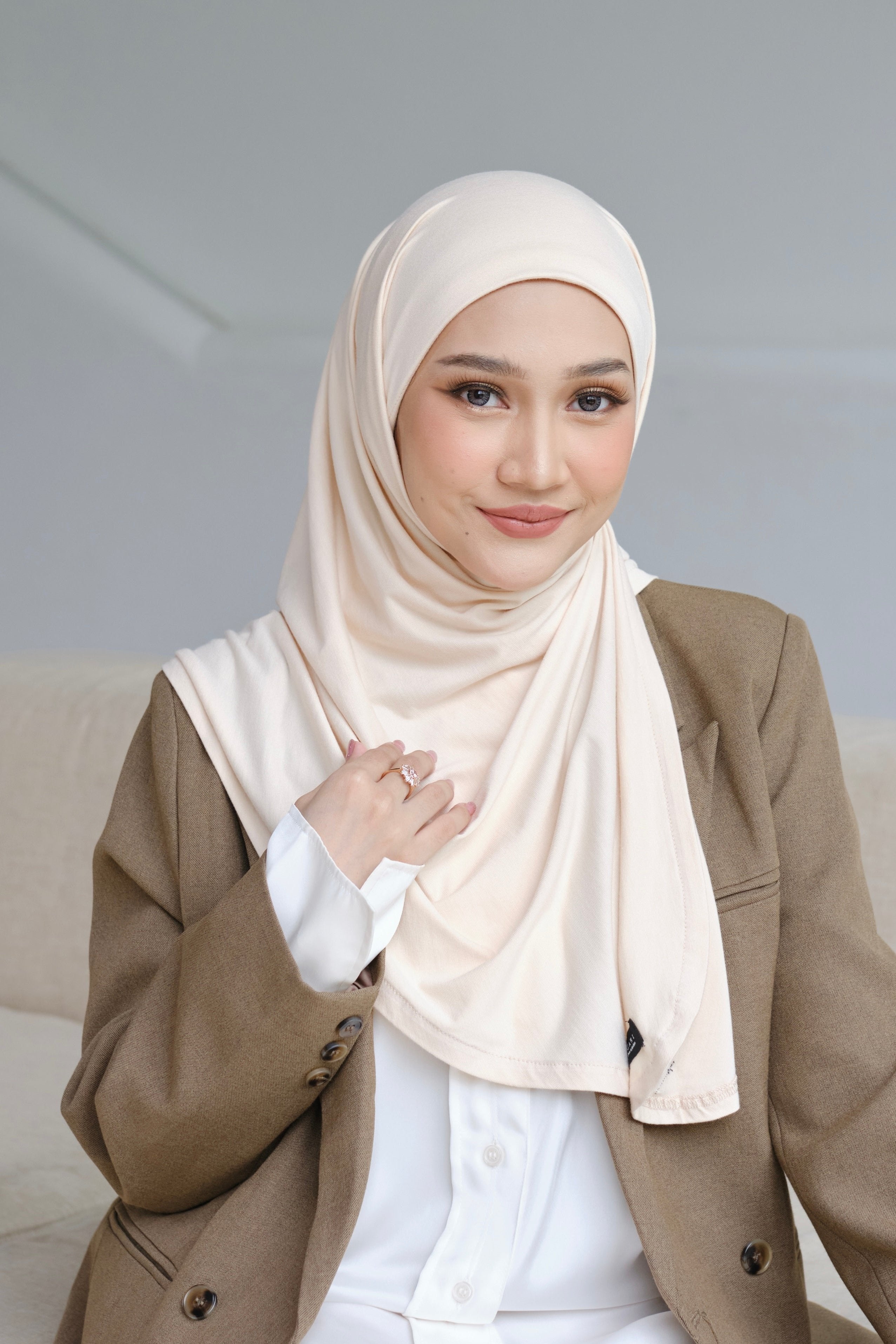 Nawa Inner Square - Ivory - Hijab Inner Square Bahan Spandex - AC1001490