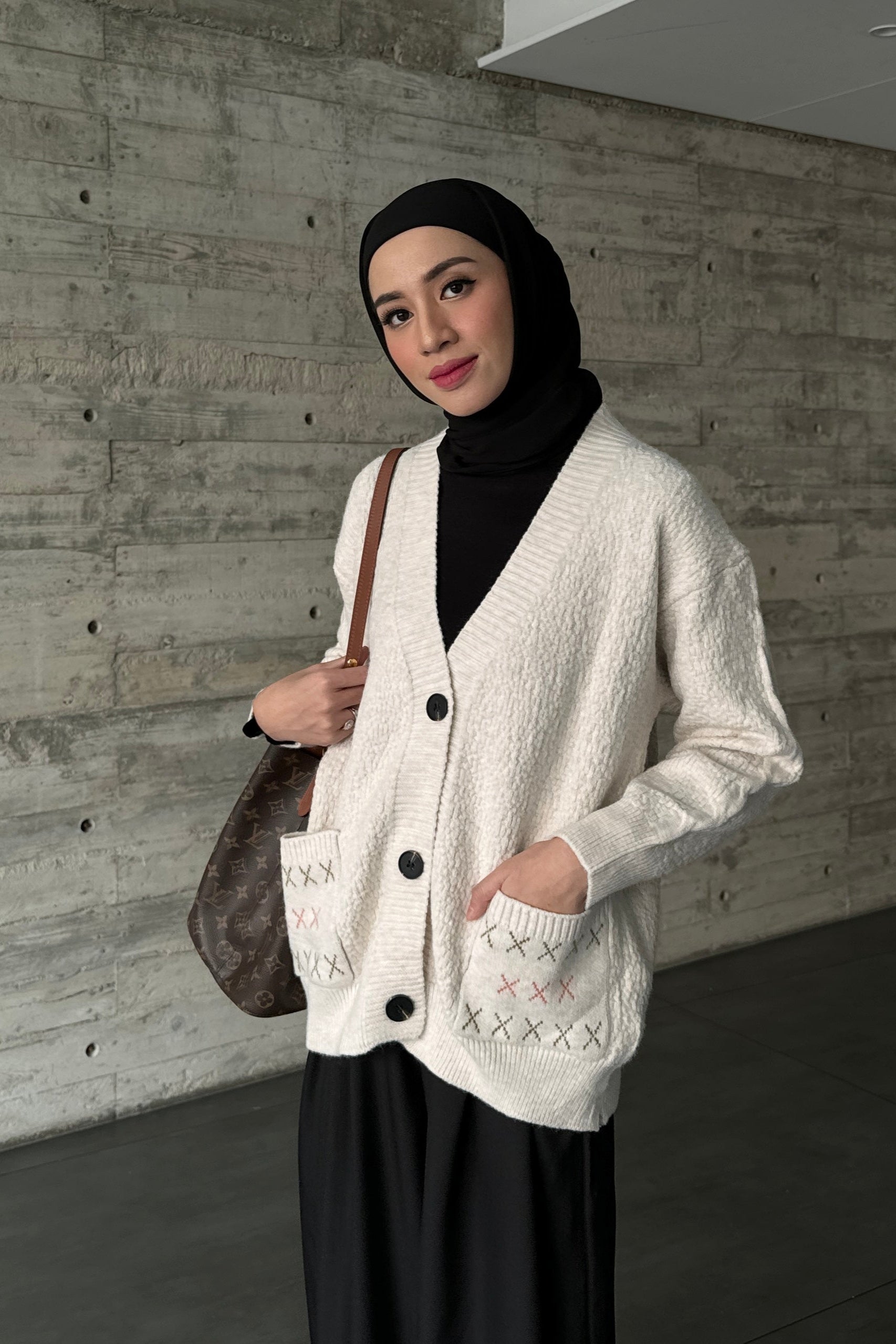 [DEFECT] - Case Cardy - Cardigan Wanita Knit Halus Premium