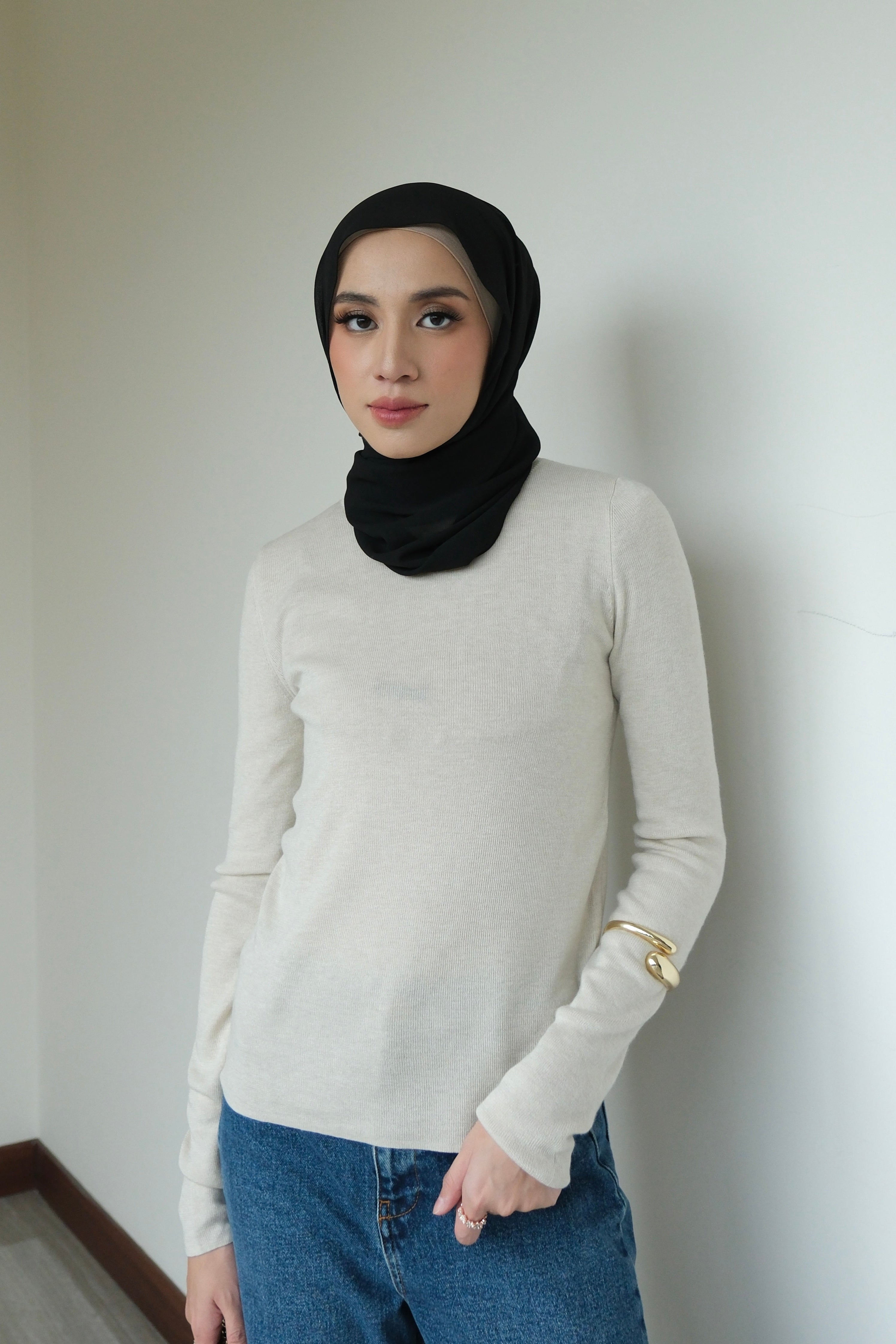 151224 Sweater - Ivory - Limited Stock End Year Sale