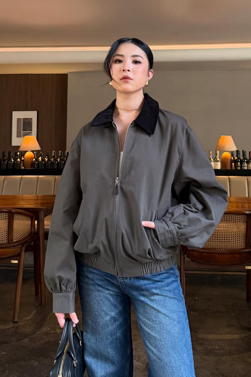 Loe Jacket -  Atasan Wanita Berkerah Trendy Bahan Cotton Drill