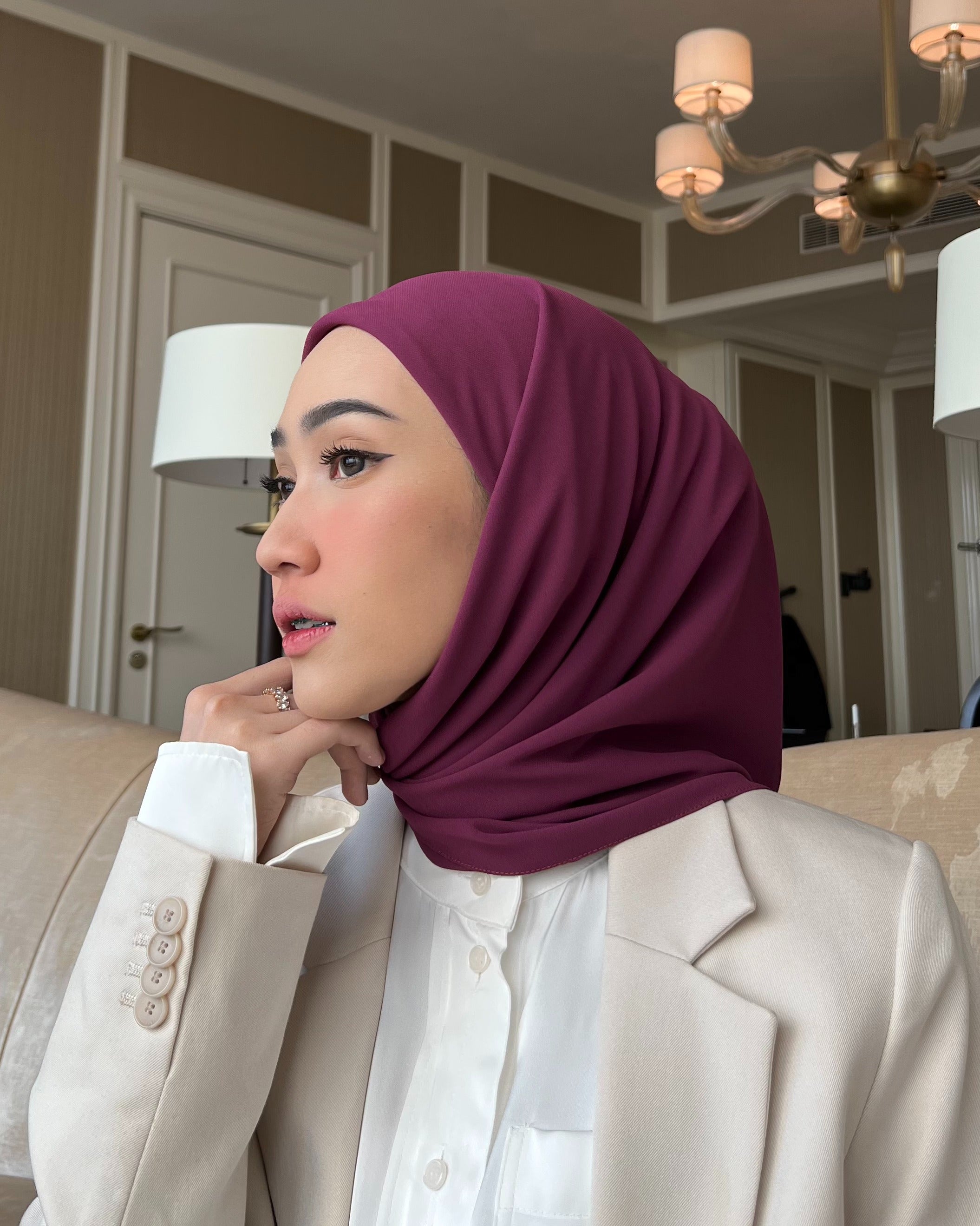Mega Inner Square - Hijab Segi Empat Instan Polos