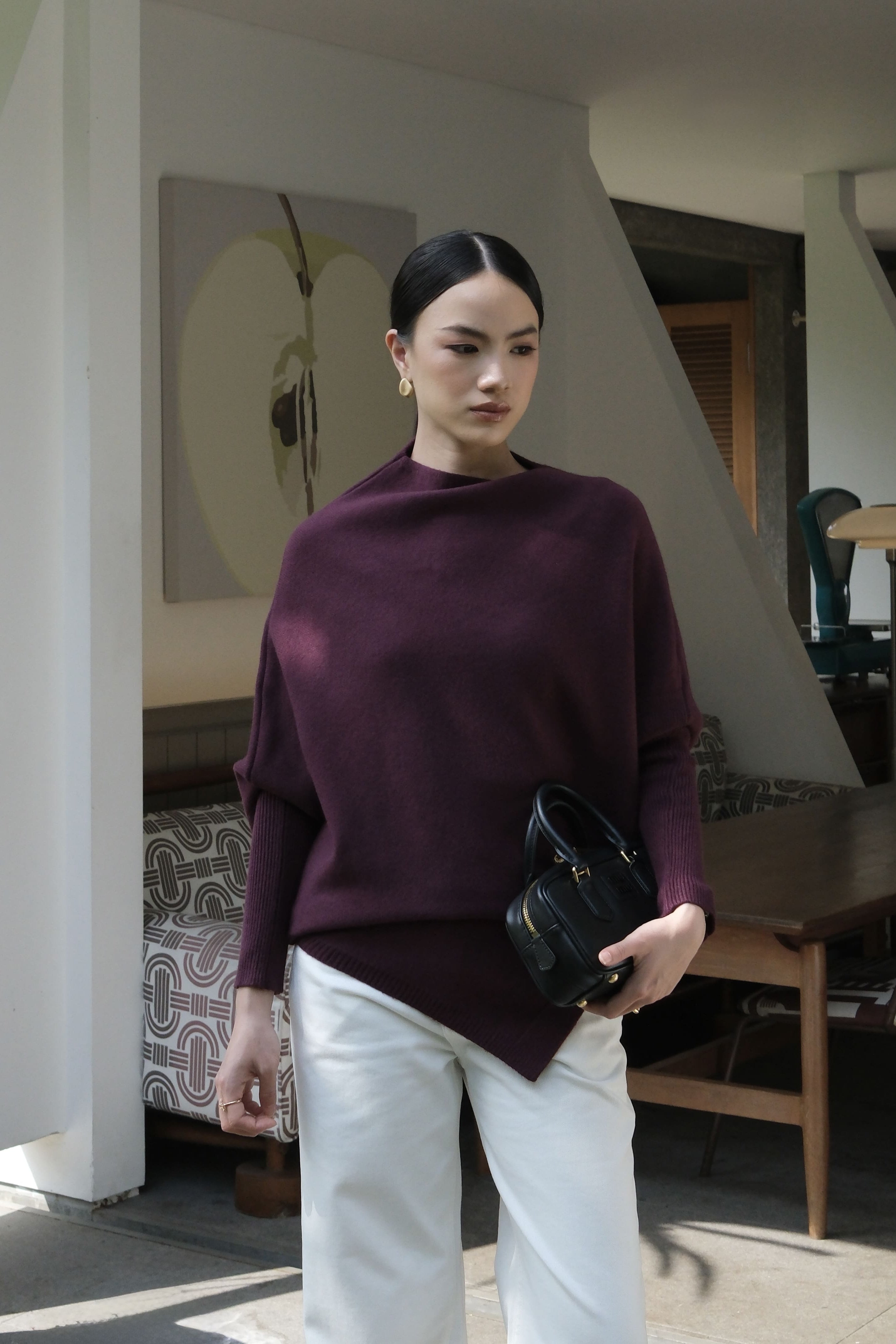 Slit Batwing Sweater - Atasan Rajut Wanita Model Elegan & Comfy