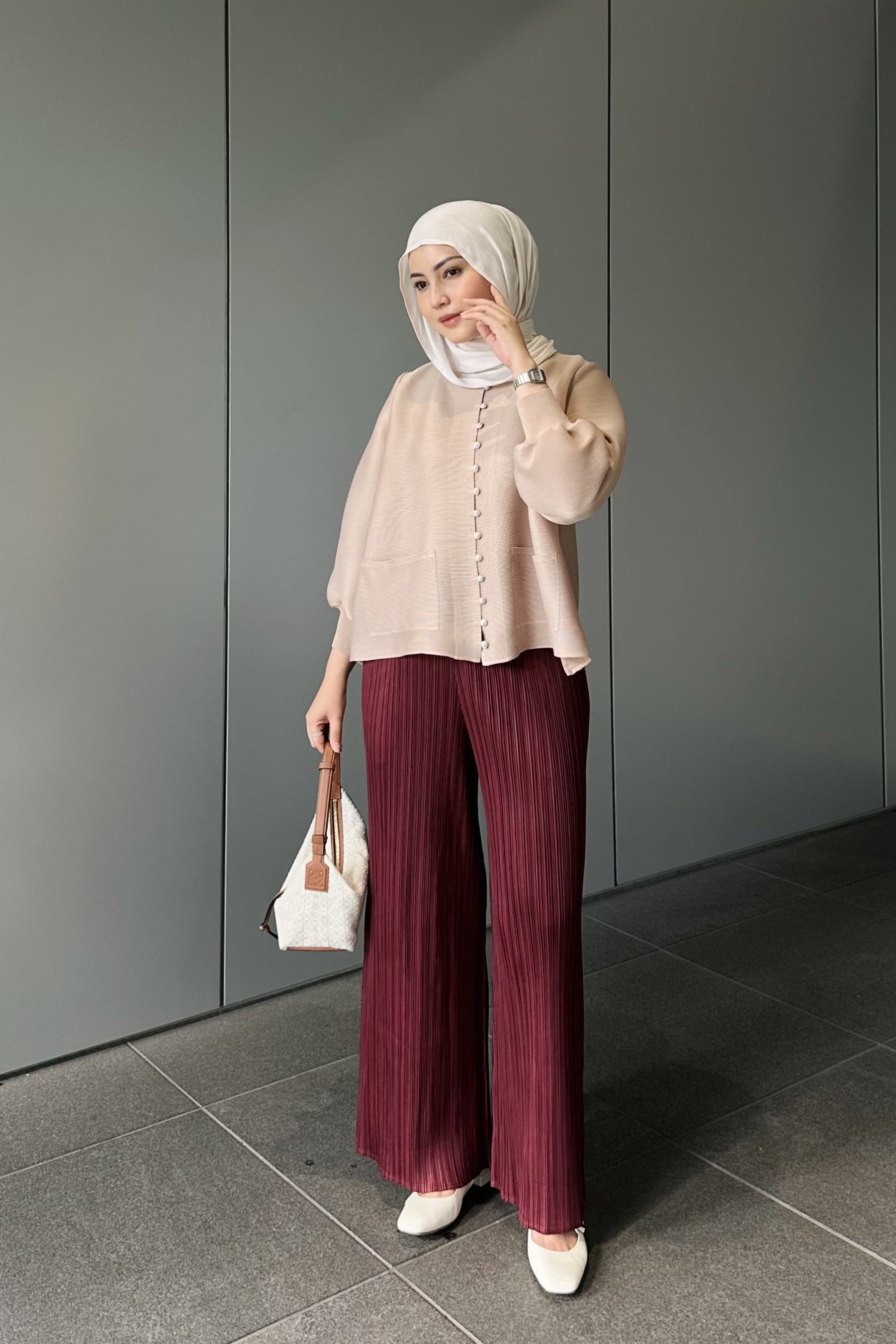Clout Pleats Pants - Bawahan Wanita Bahan Pleats Premium HQ