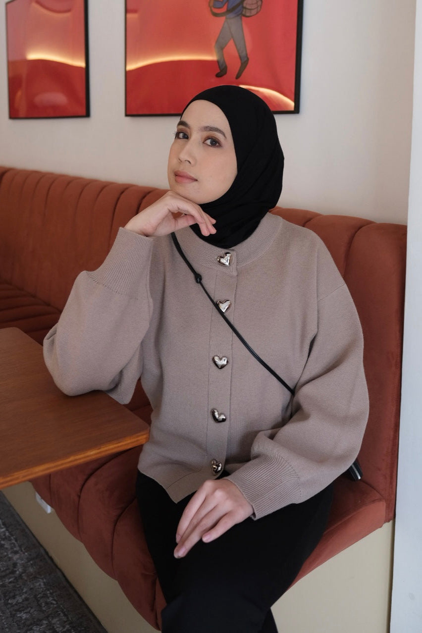 Love Button Cardy - Mocca - Cardigan Knit Wanita Lembut Berkancing Elegan