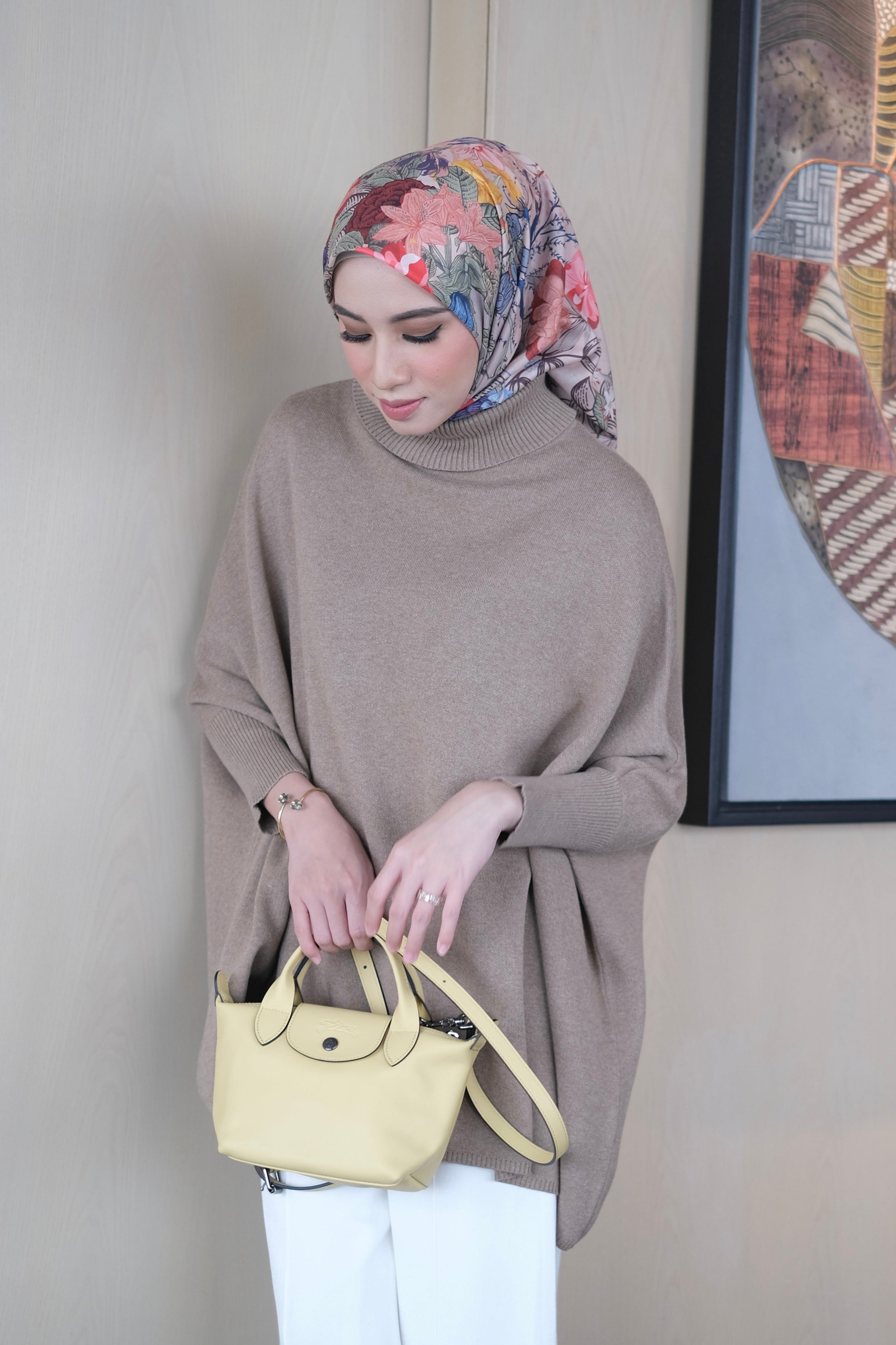 Kate Sweater - Mocca - Sweater Batwing Kerah Turtleneck Bahan Knit