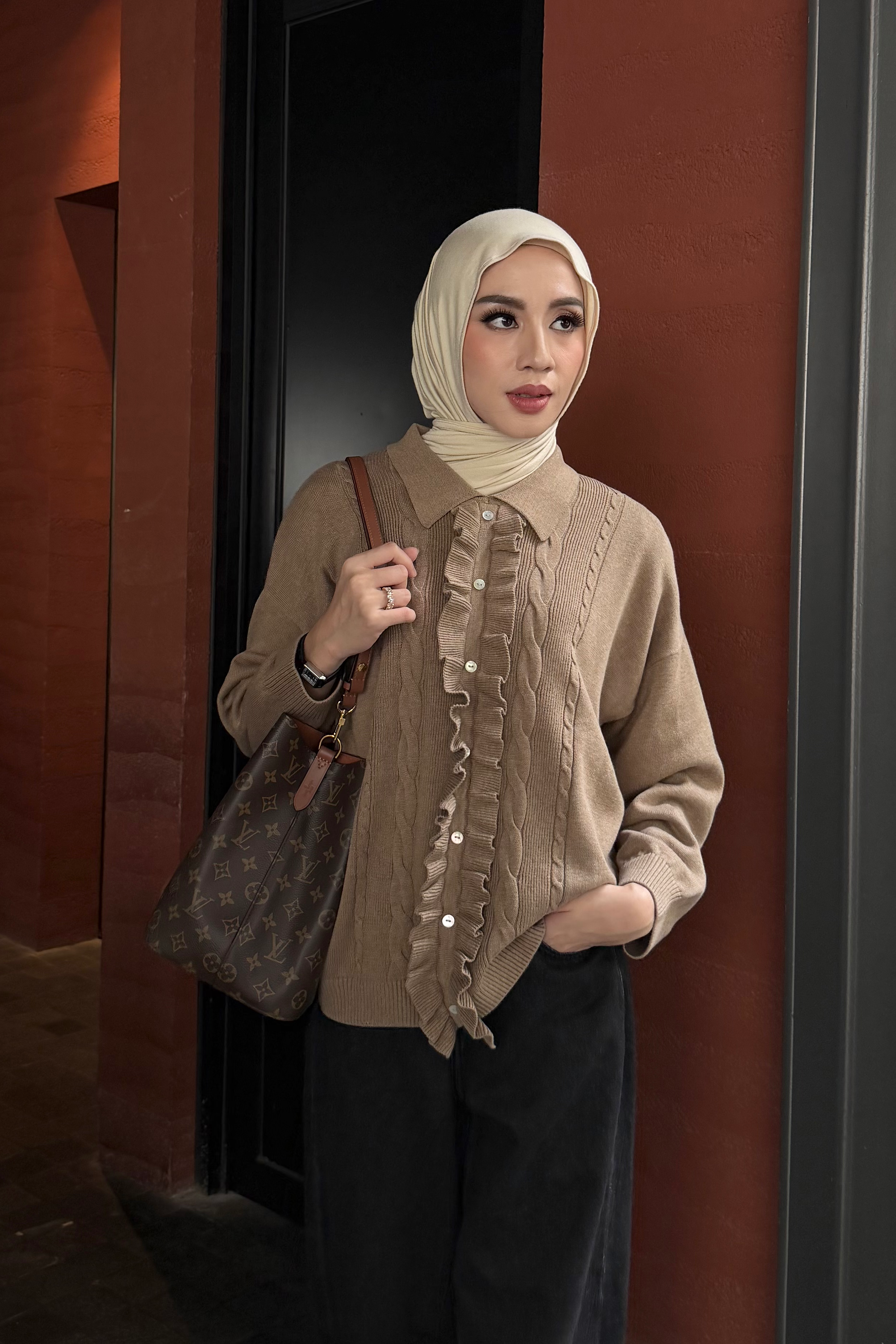 Garden Sweater - Atasan Sweater Rajut Wanita Gaya Casual Estetik