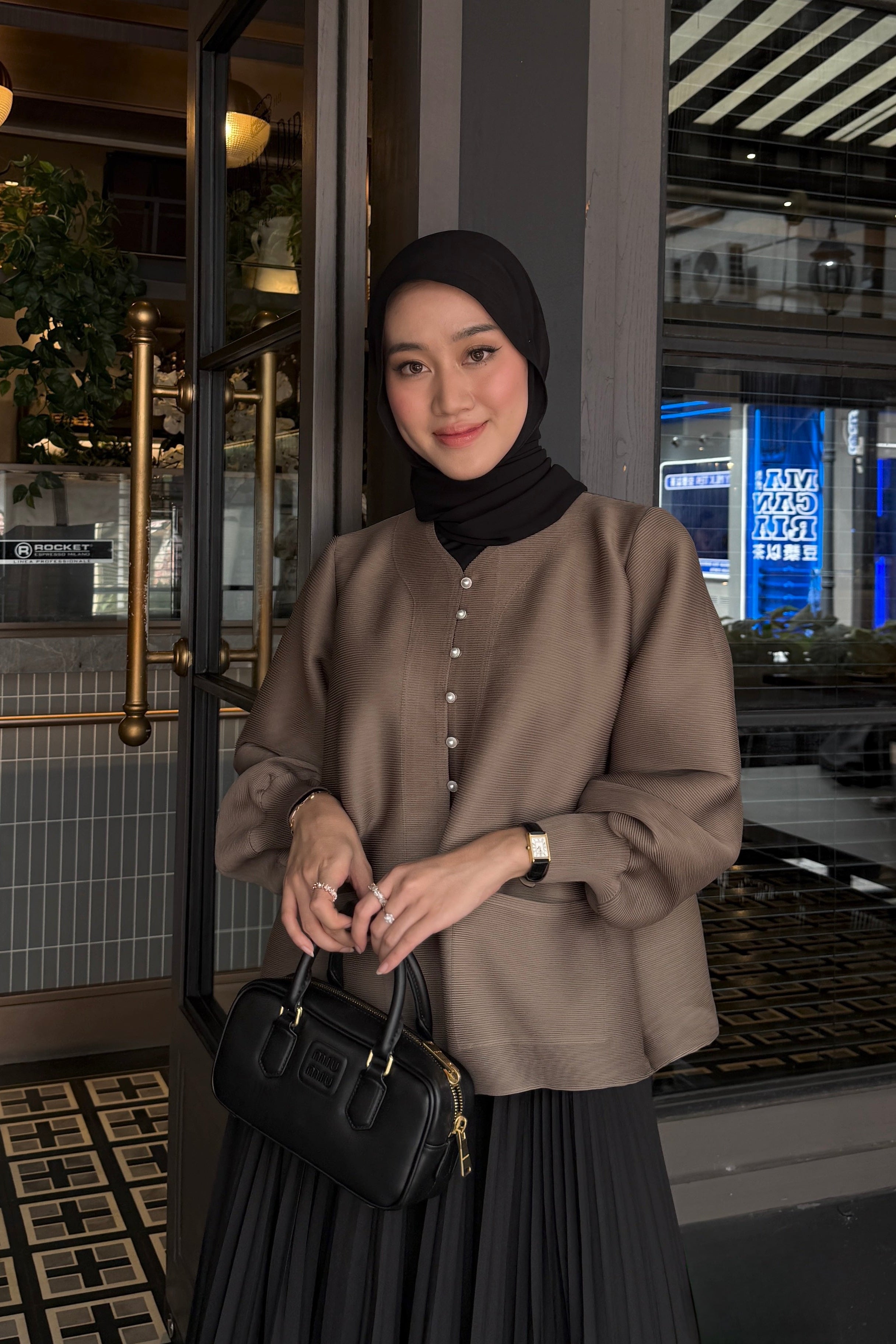 Pocket Pleats Blouse - Atasan Wanita Polos Bahan Pleats