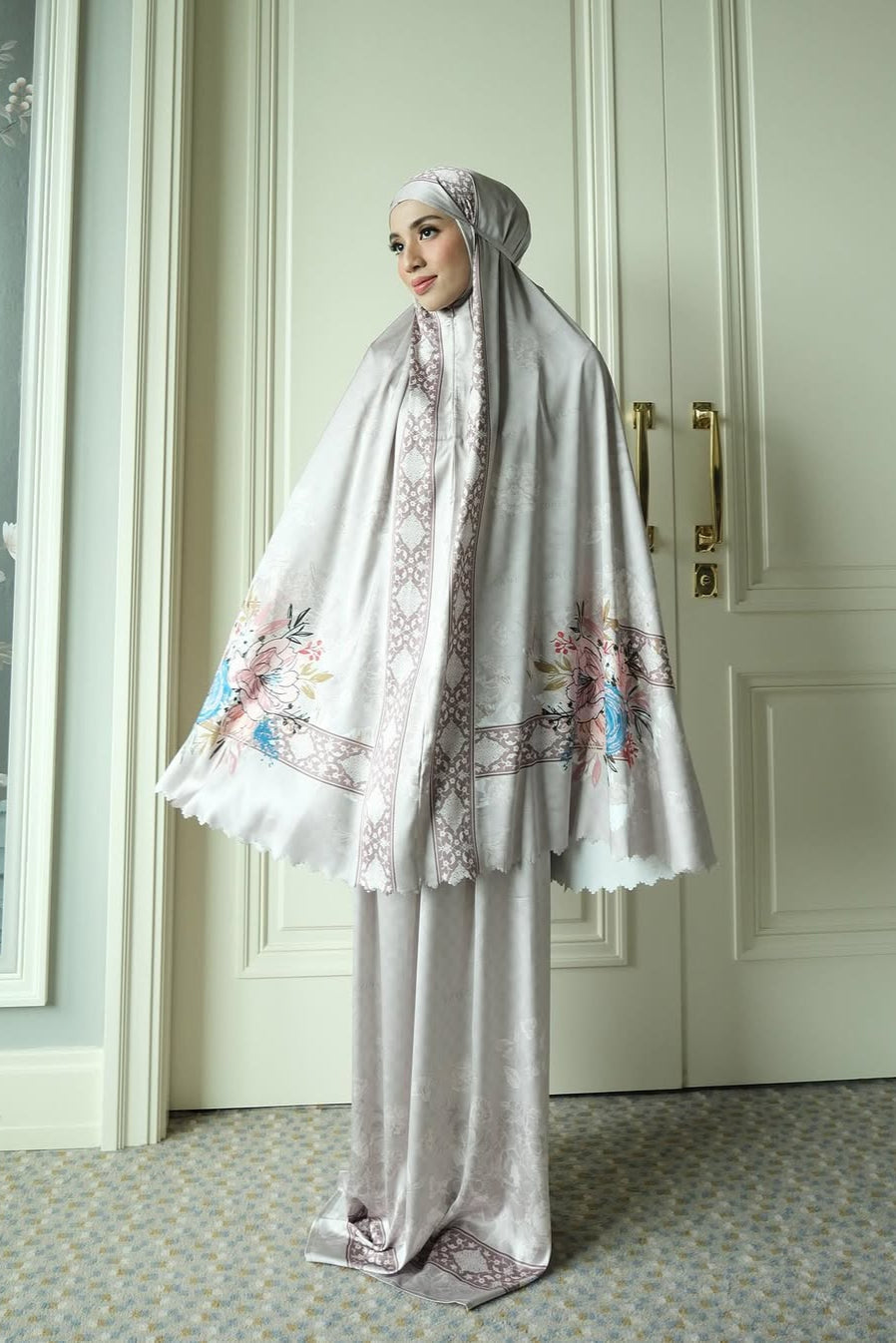 Bloomy Mukena - Natural - Mukena Bahan Armany Silk Motif Bunga