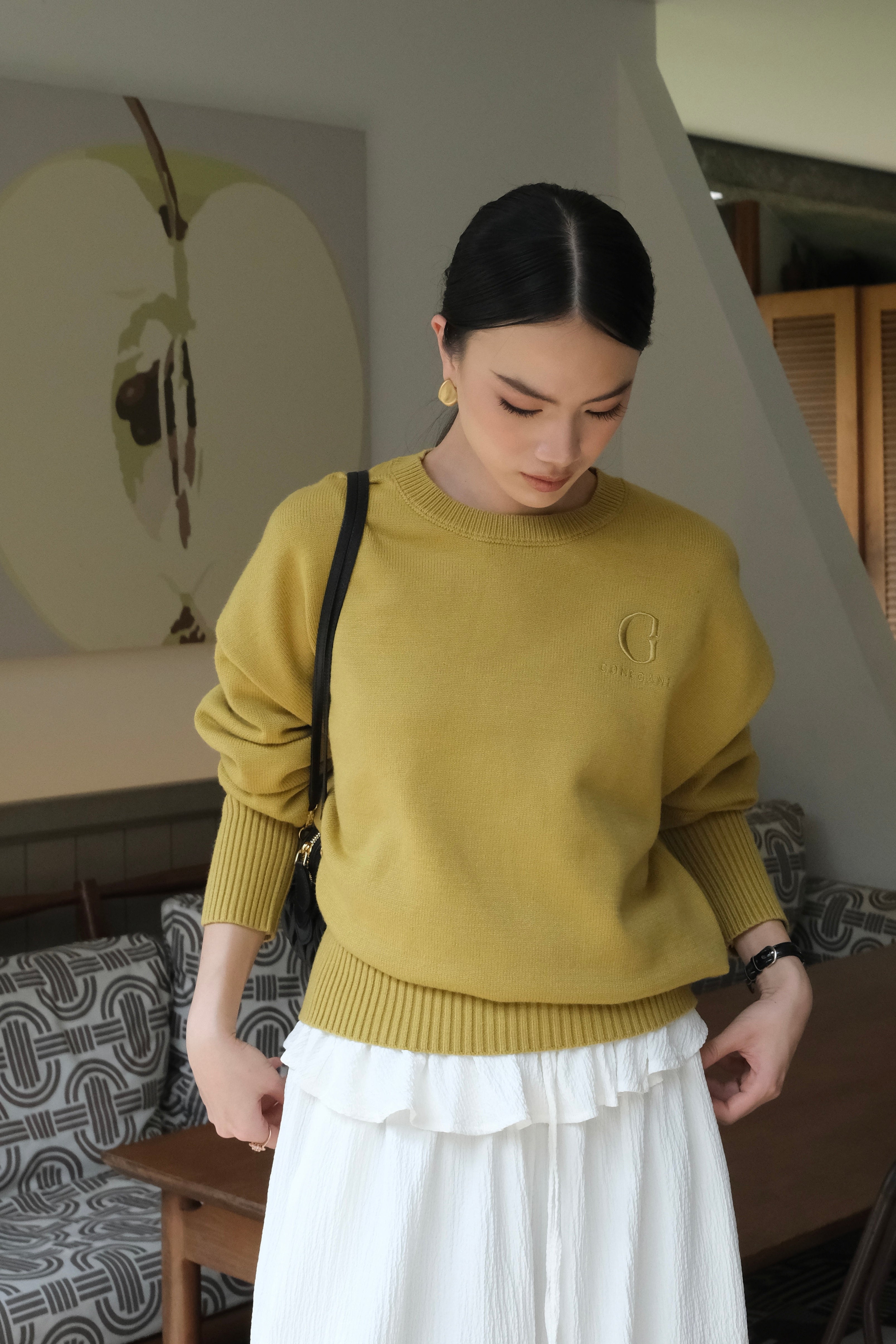 GG Essential Sweater - Sweater Rajut Polos Wanita Gaya Minimalis Kasual Premium