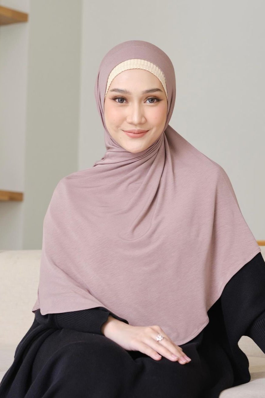 Hijab Nura Instan - Breathable & Easy Care Hijab Instan