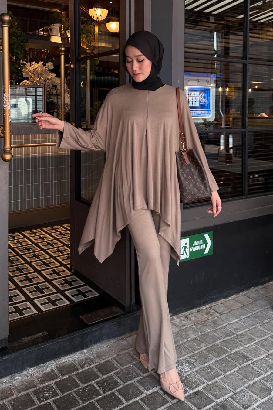 Sea Set - Taupe - Setelan Atasan Bawahan Bahan Cotton Rayon Spandex Import