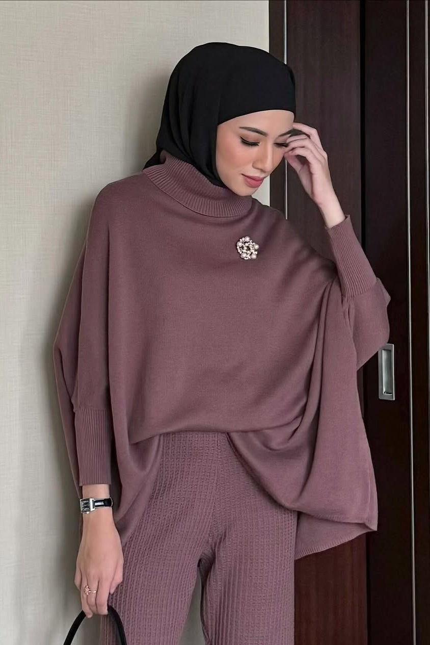 Kate Sweater - Sweater Batwing Kerah Turtleneck Bahan Knit