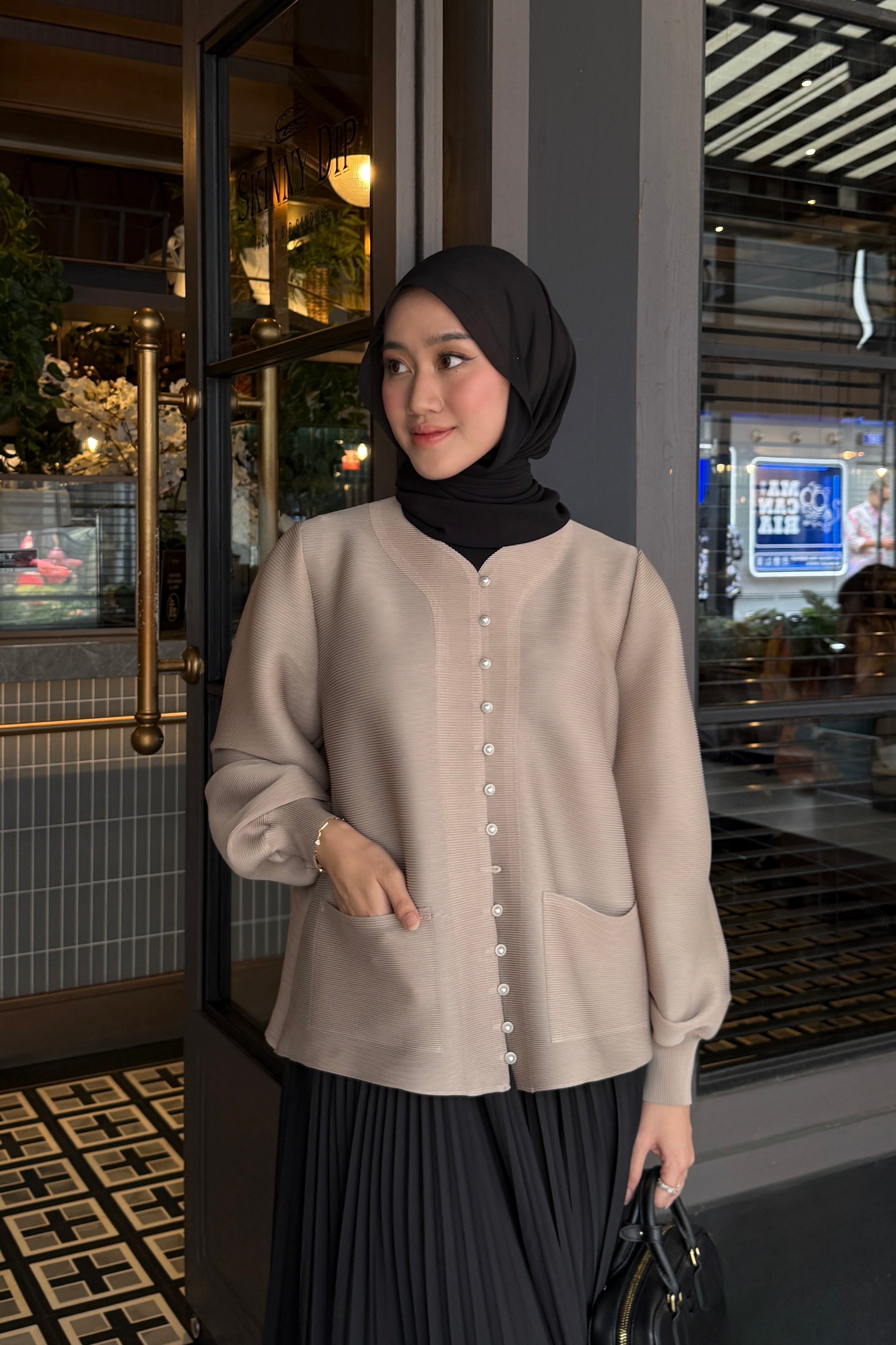 Pocket Pleats Blouse - Atasan Wanita Polos Bahan Pleats
